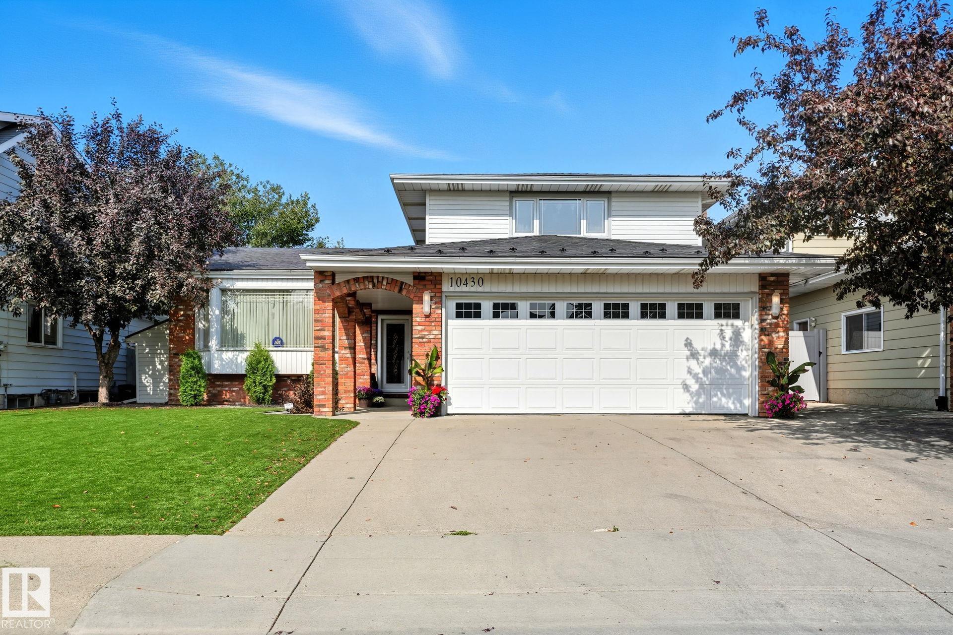 31 Av Nw Unit 10430 Ave #a, Edmonton, AB T6J 3B4