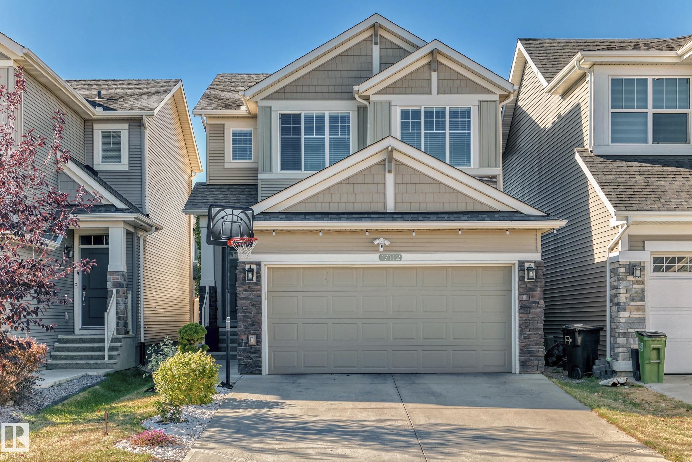 64 St Nw Unit 17112 St, Edmonton, AB T5Y 3P9