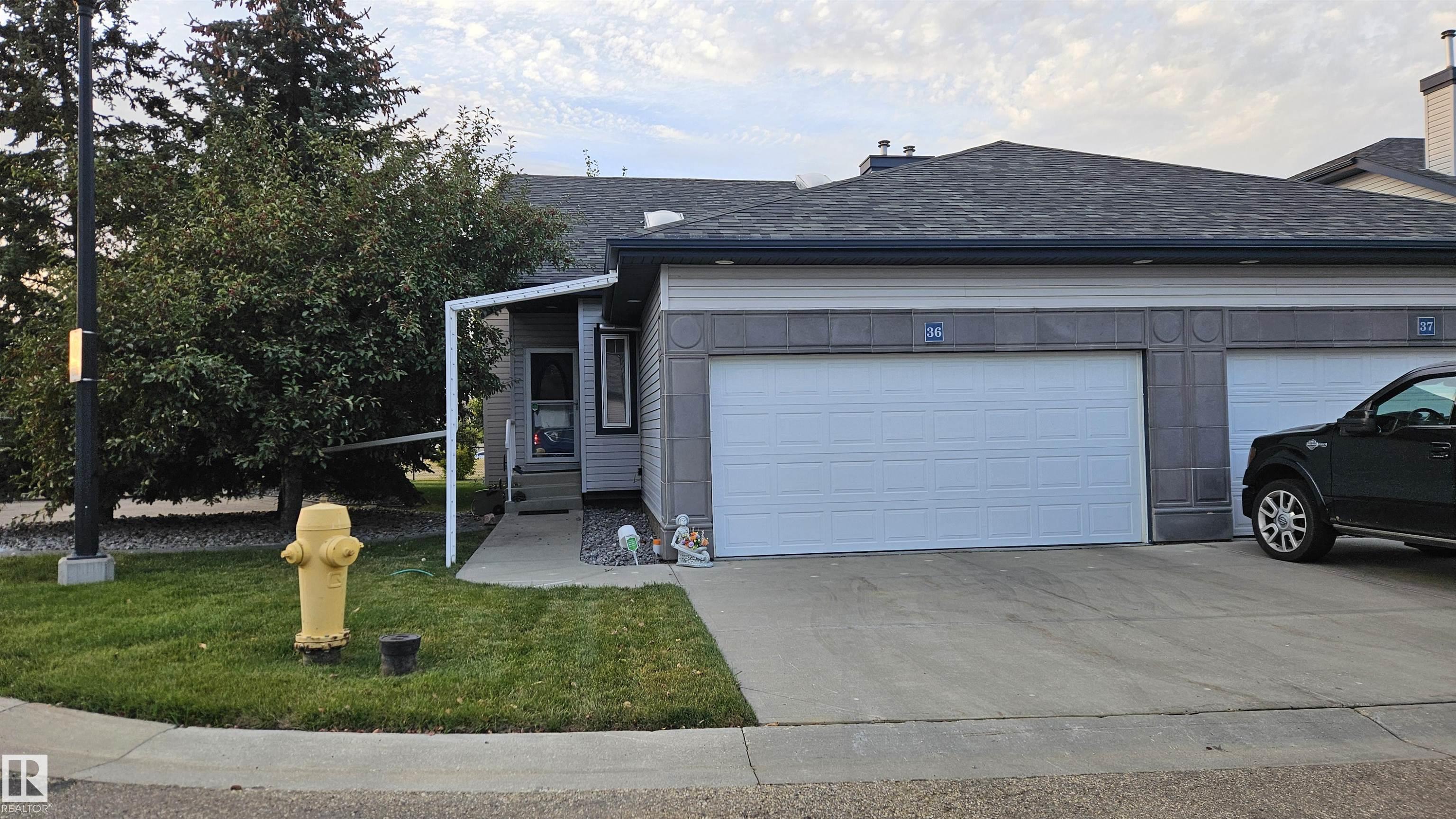 3003 34 Avenue Northwest #36, Edmonton, AB T6T 0A1