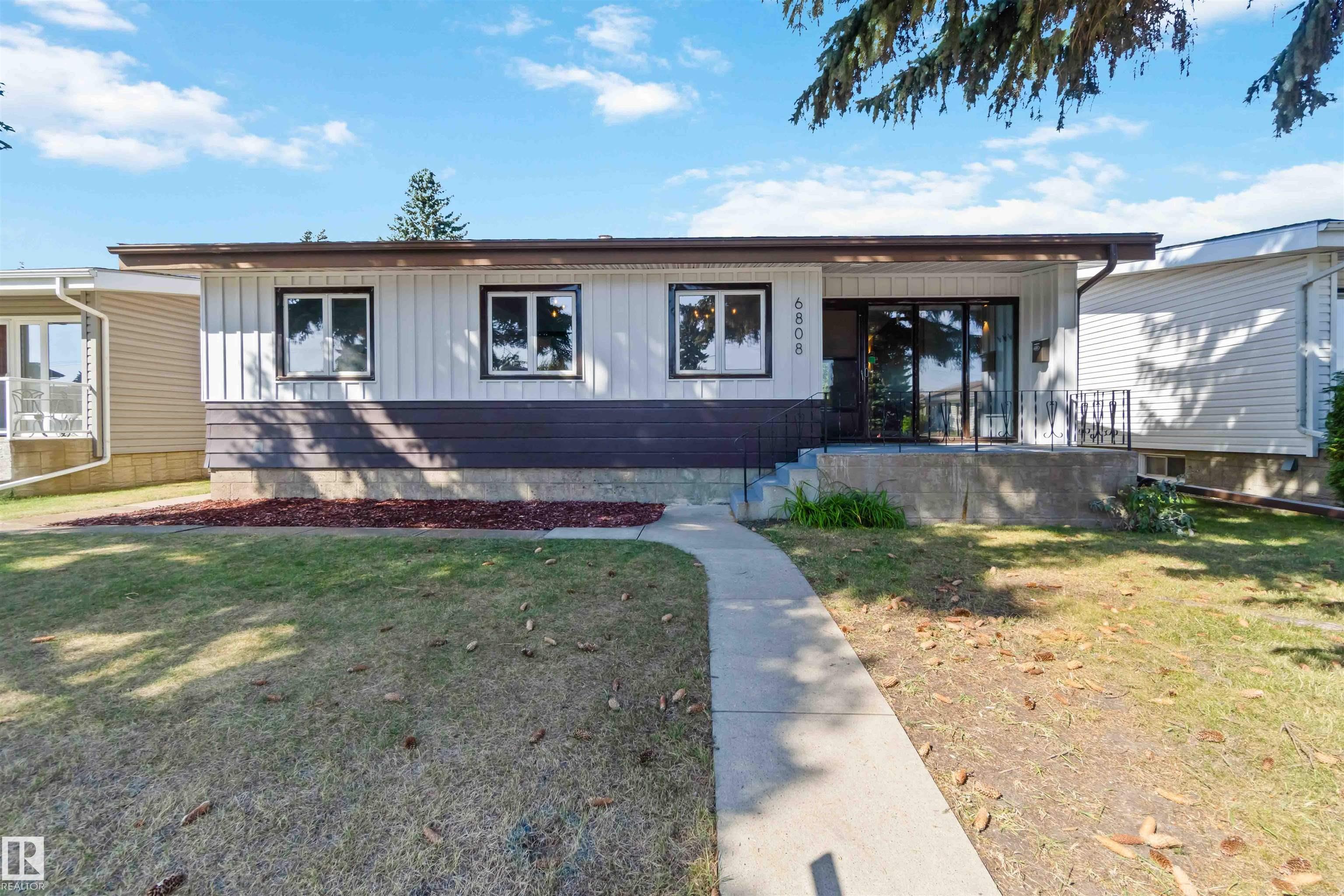95 Av Nw Unit 6808 Ave, Edmonton, AB T6B 1A8