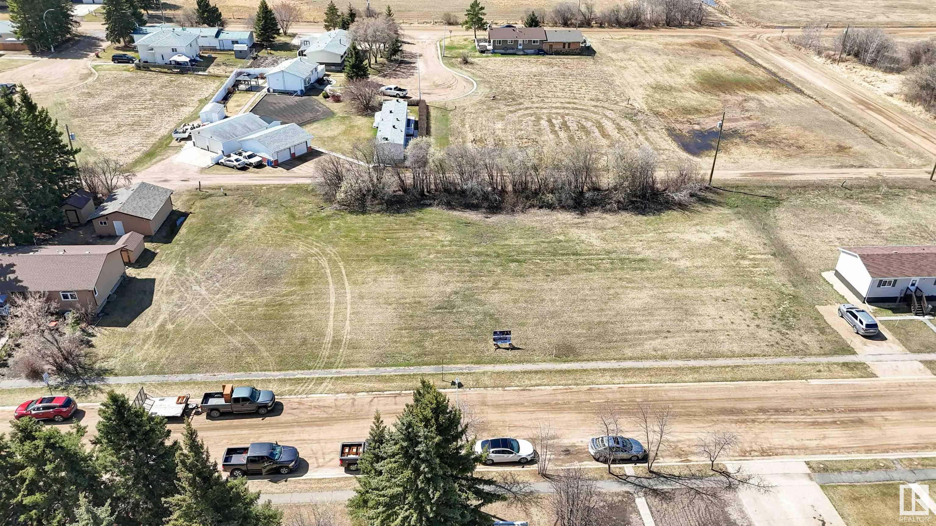 6 St Unit 440 St, Thorhild, AB T0A 3J0