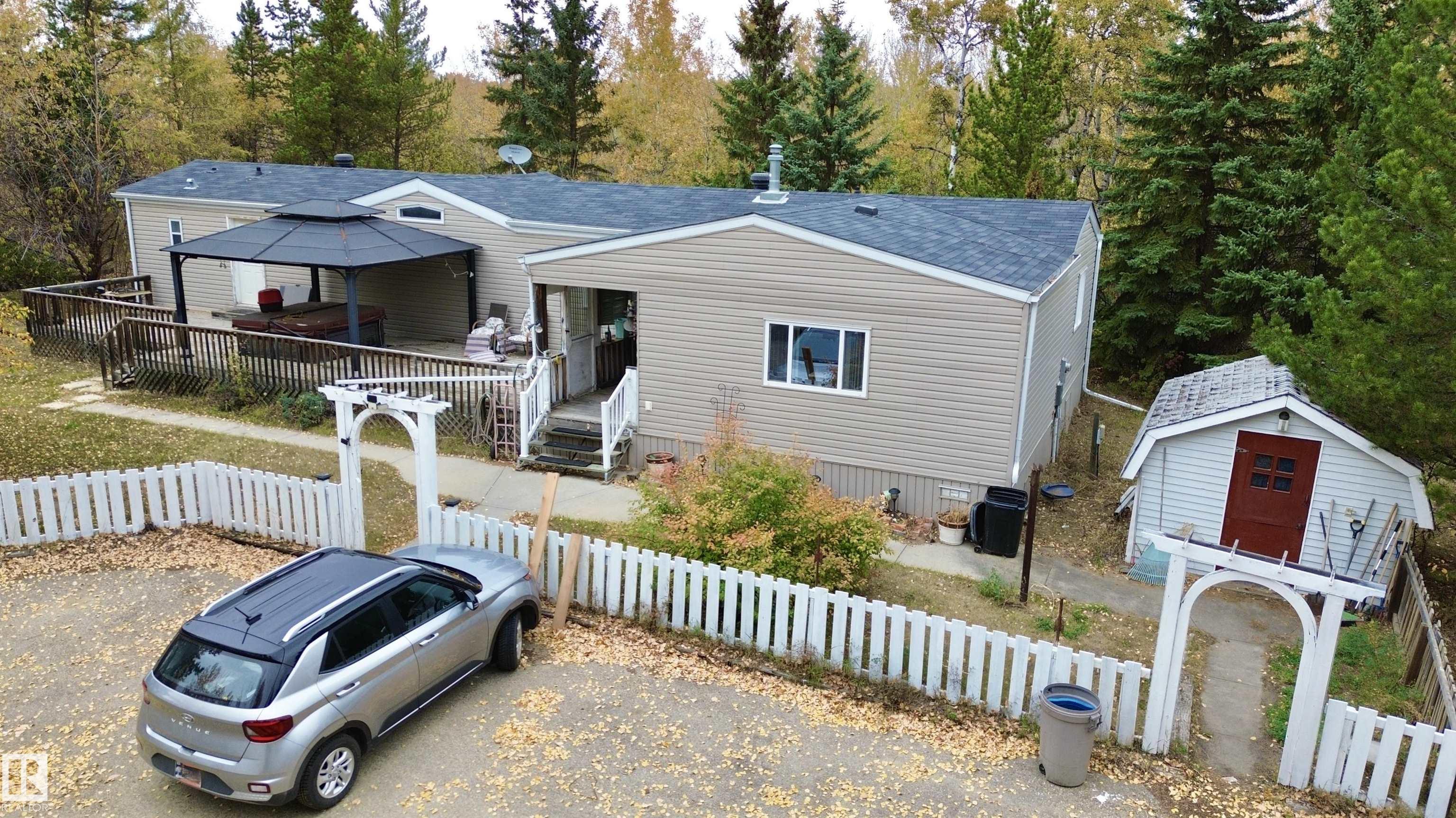 472075 Rge Road 241, Rural Wetaskiwin County, AB T0C 1Z0