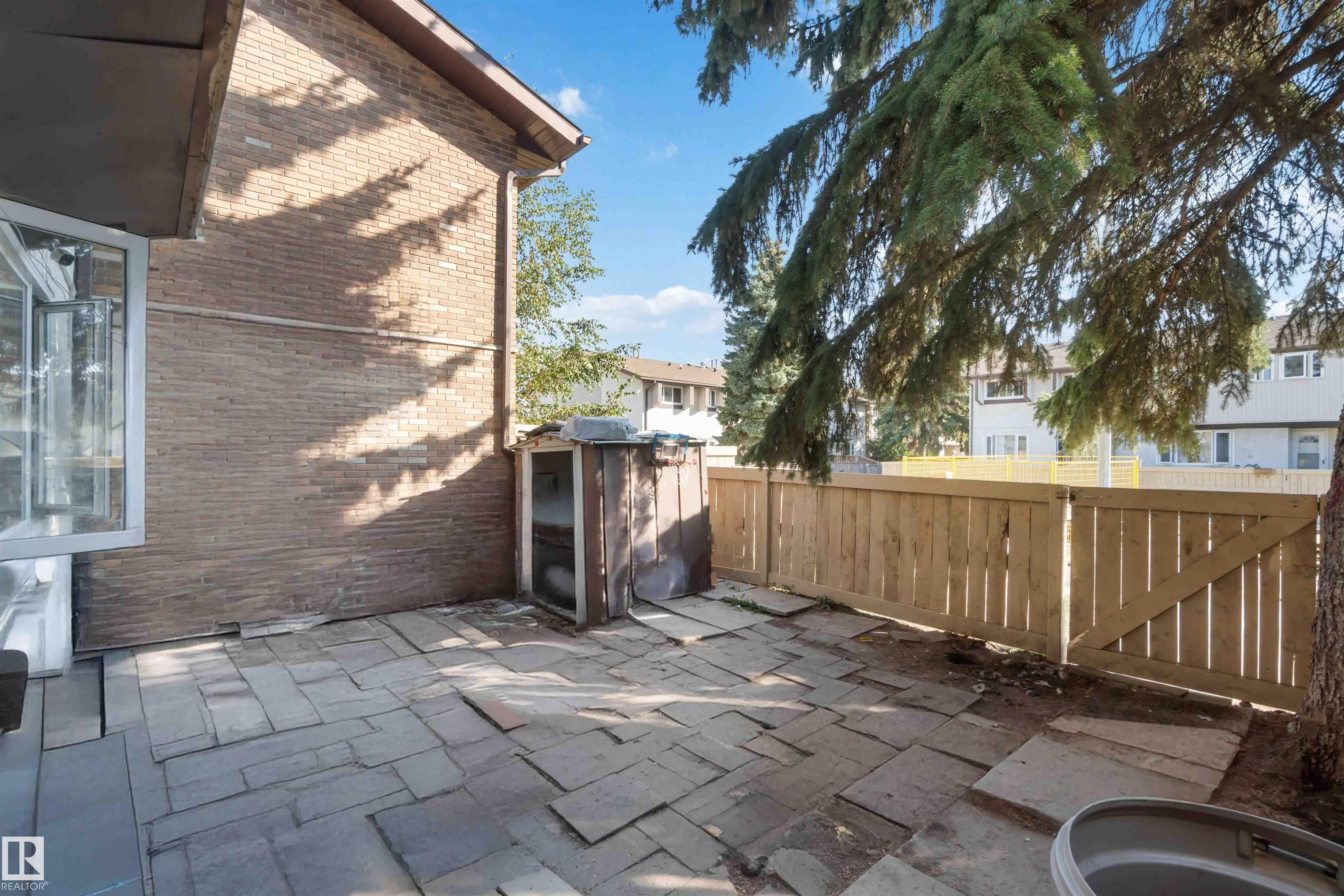 14205 82 Street Northwest #unit 15, Edmonton, AB T5E 2V7