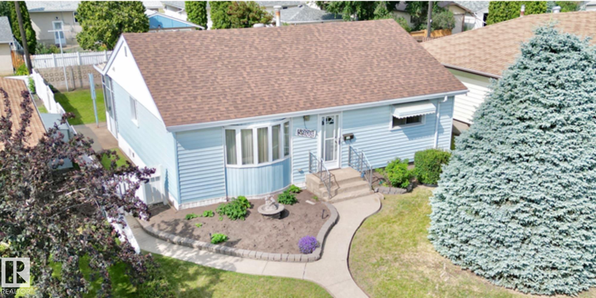 94 Av Nw Unit 5908 Ave #b, Edmonton, AB T6B 0Z4