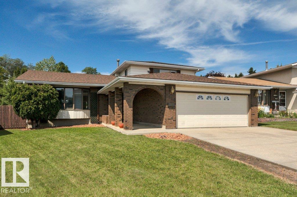 103 Av Nw Unit 3520 Ave, Edmonton, AB T5W 0A7