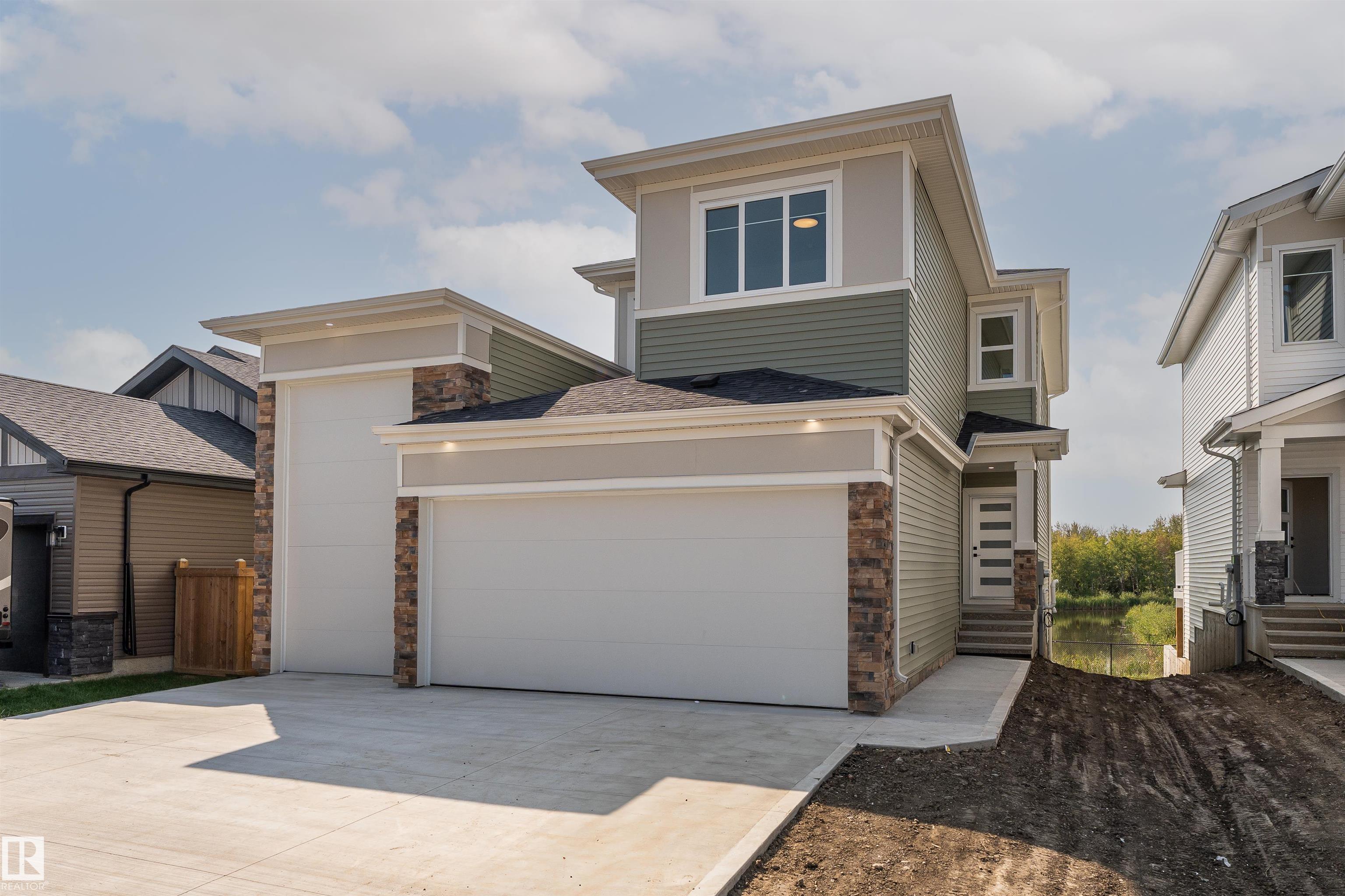 35 Maple Cres, Gibbons, AB T0A 1N0