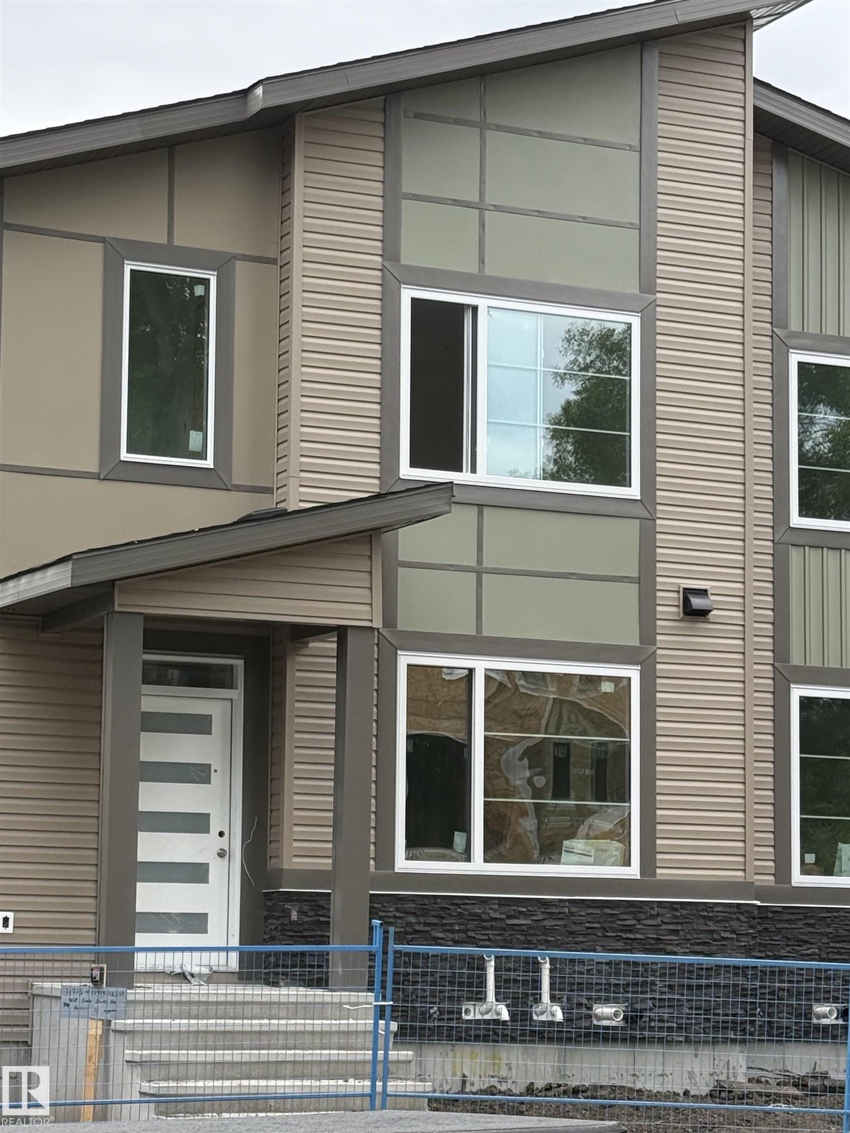 123 St Nw Unit 11919 St, Edmonton, AB T5L 0G9