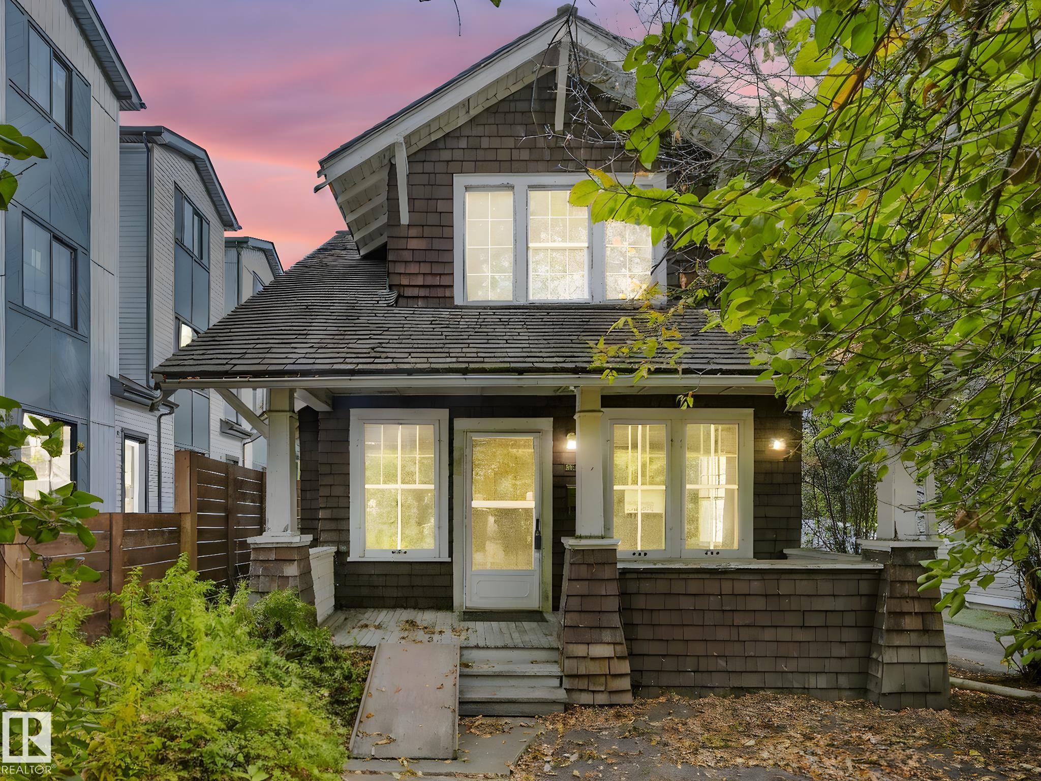 62 St Nw Unit 11119 St, Edmonton, AB T5W 4B8