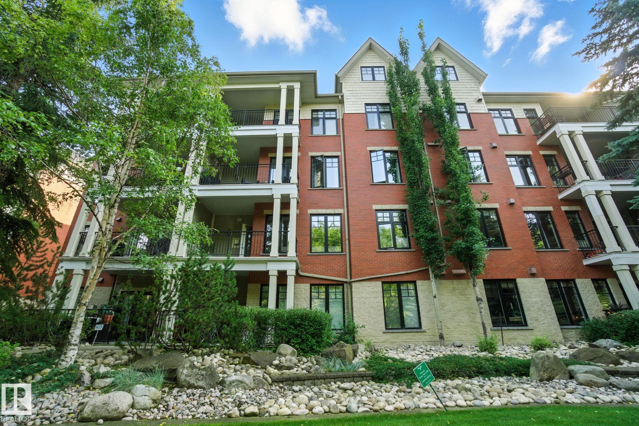 9819 96a Street Northwest #305, Edmonton, AB T6A 4A2