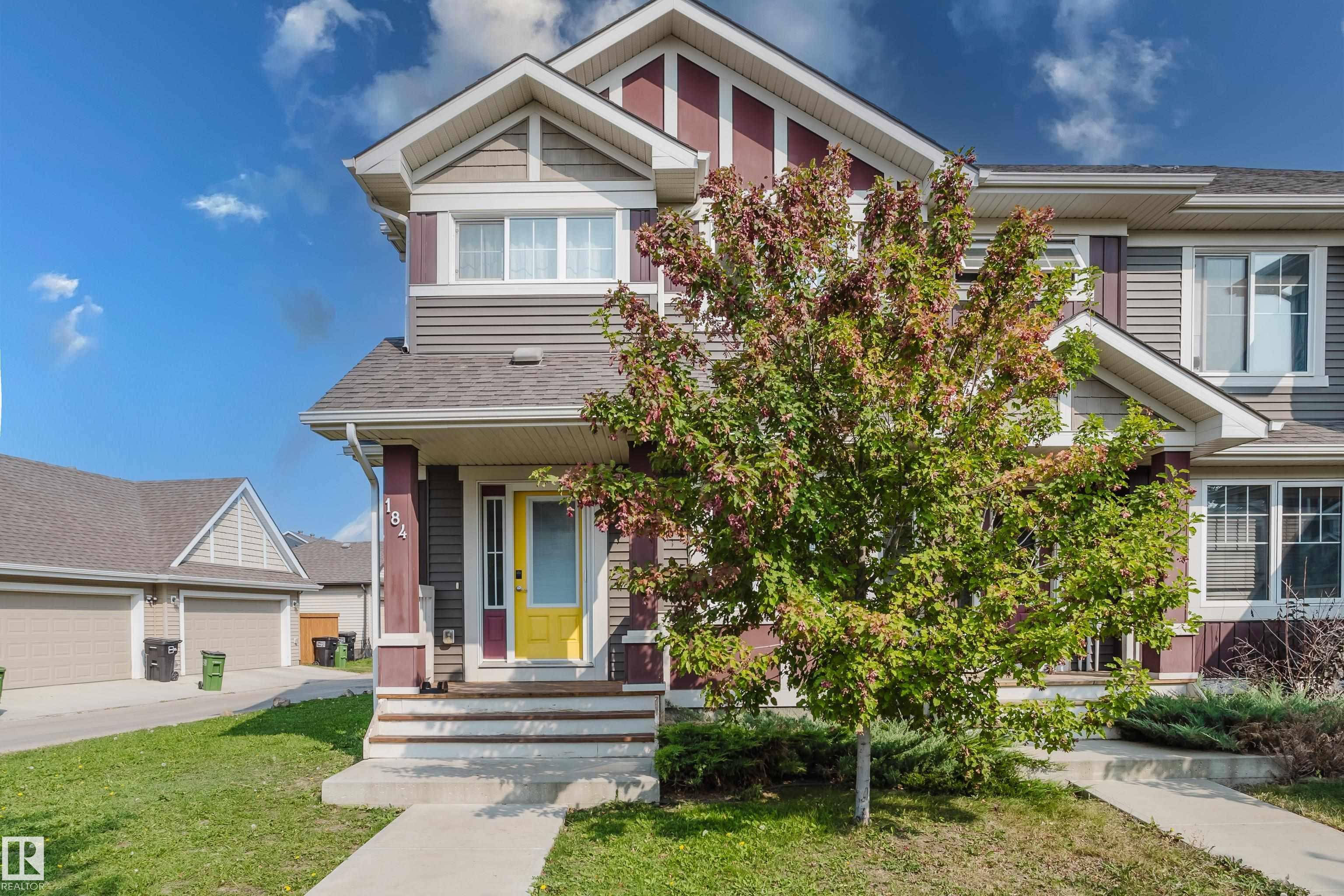184 Desrochers Gate Ga SW, Edmonton, AB T6W 3H8