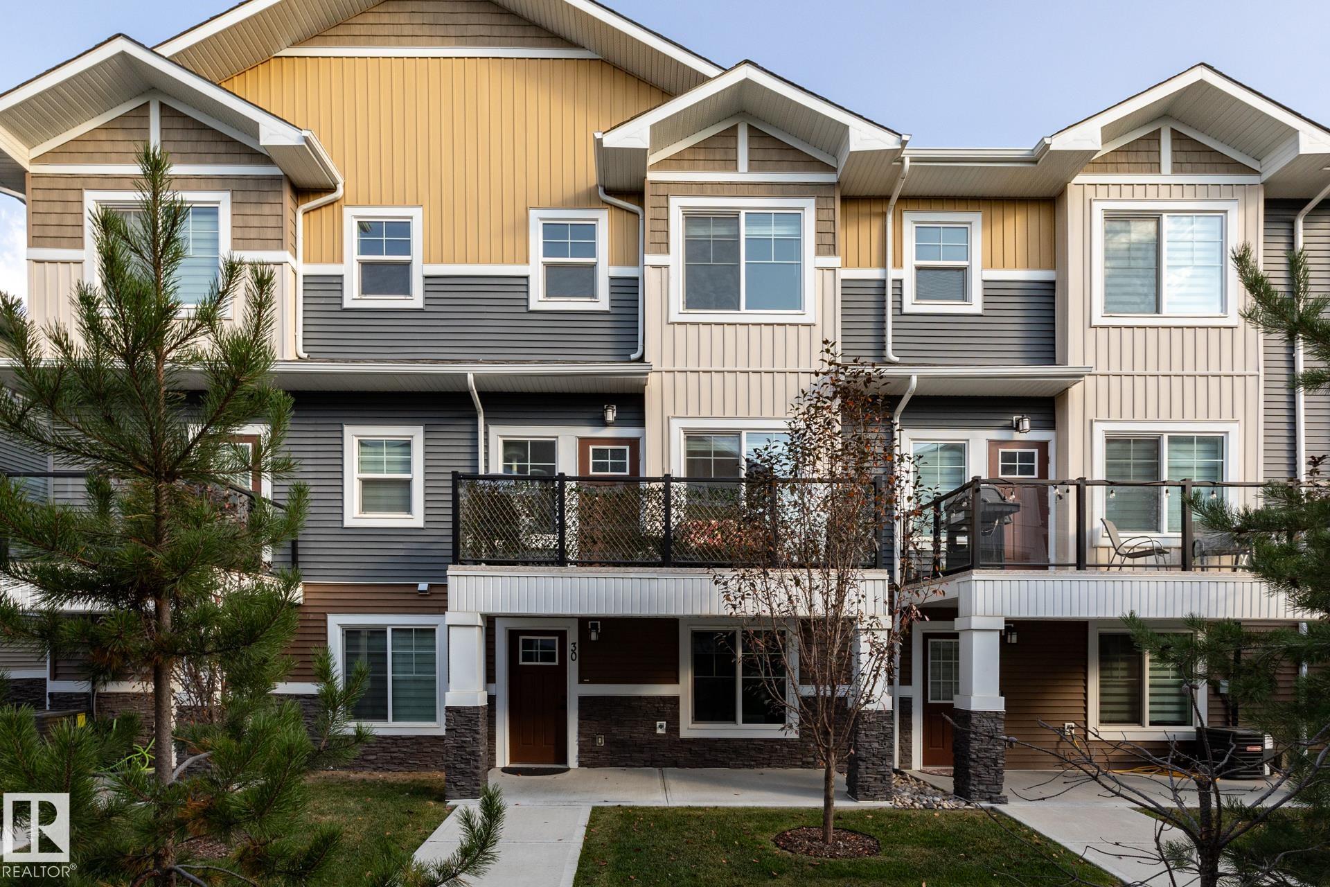 230 Edgemont Road Northwest #30, Edmonton, AB T6M 0Y8