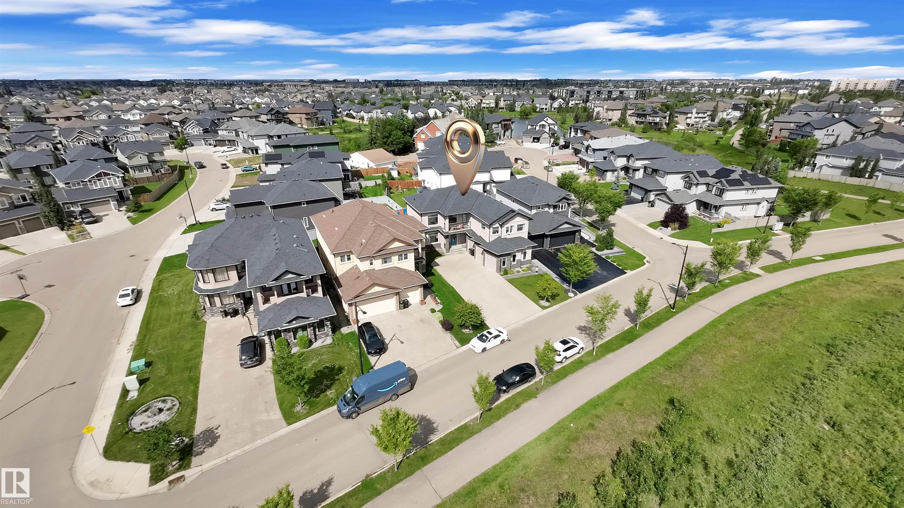 1273 Adamson Dr SW, Edmonton, AB T6W 2N7