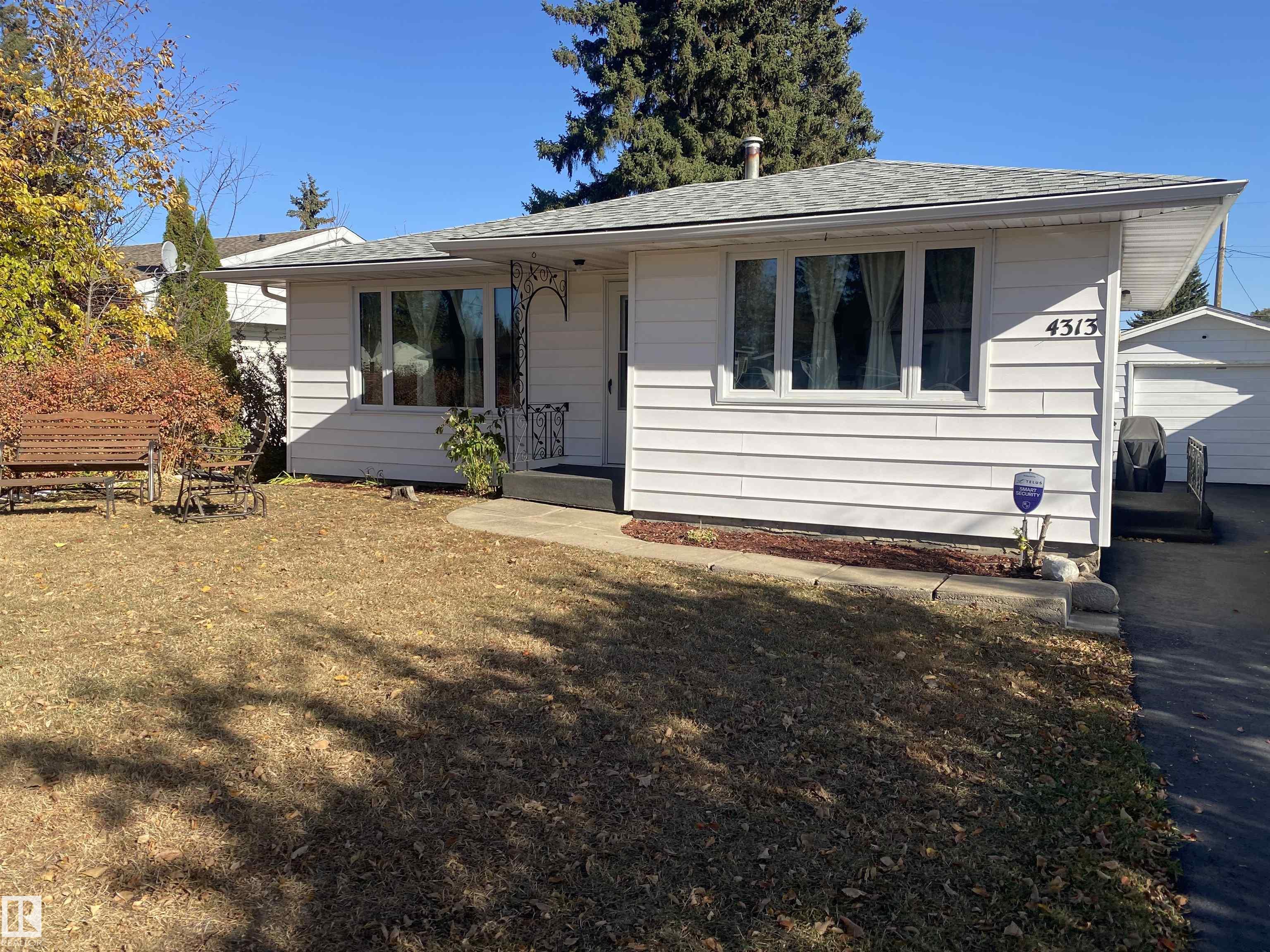 50 St Unit 4313 St, Vegreville, AB T9C 1B7