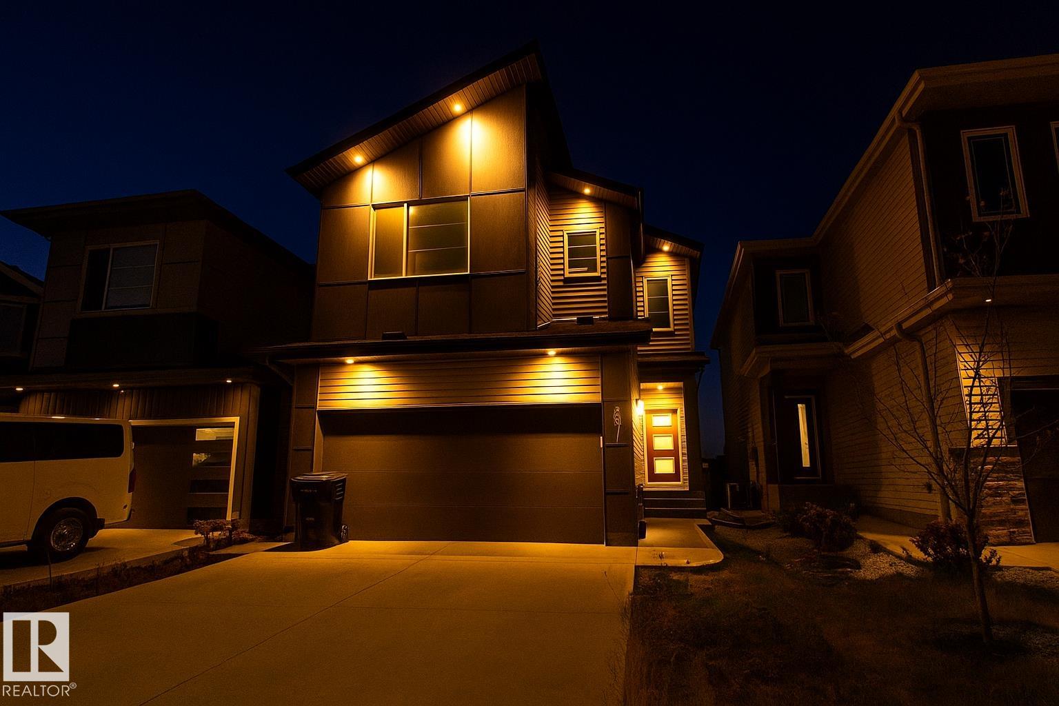 200 St Nw Unit 3027 St, Edmonton, AB T6M 1N7