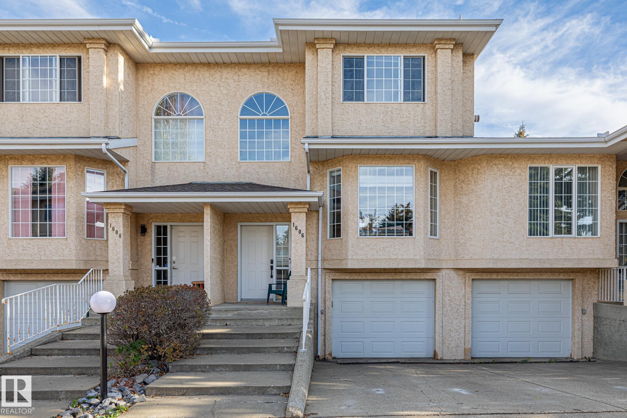 1606 Jamha Rd NW, Edmonton, AB T6L 6V7