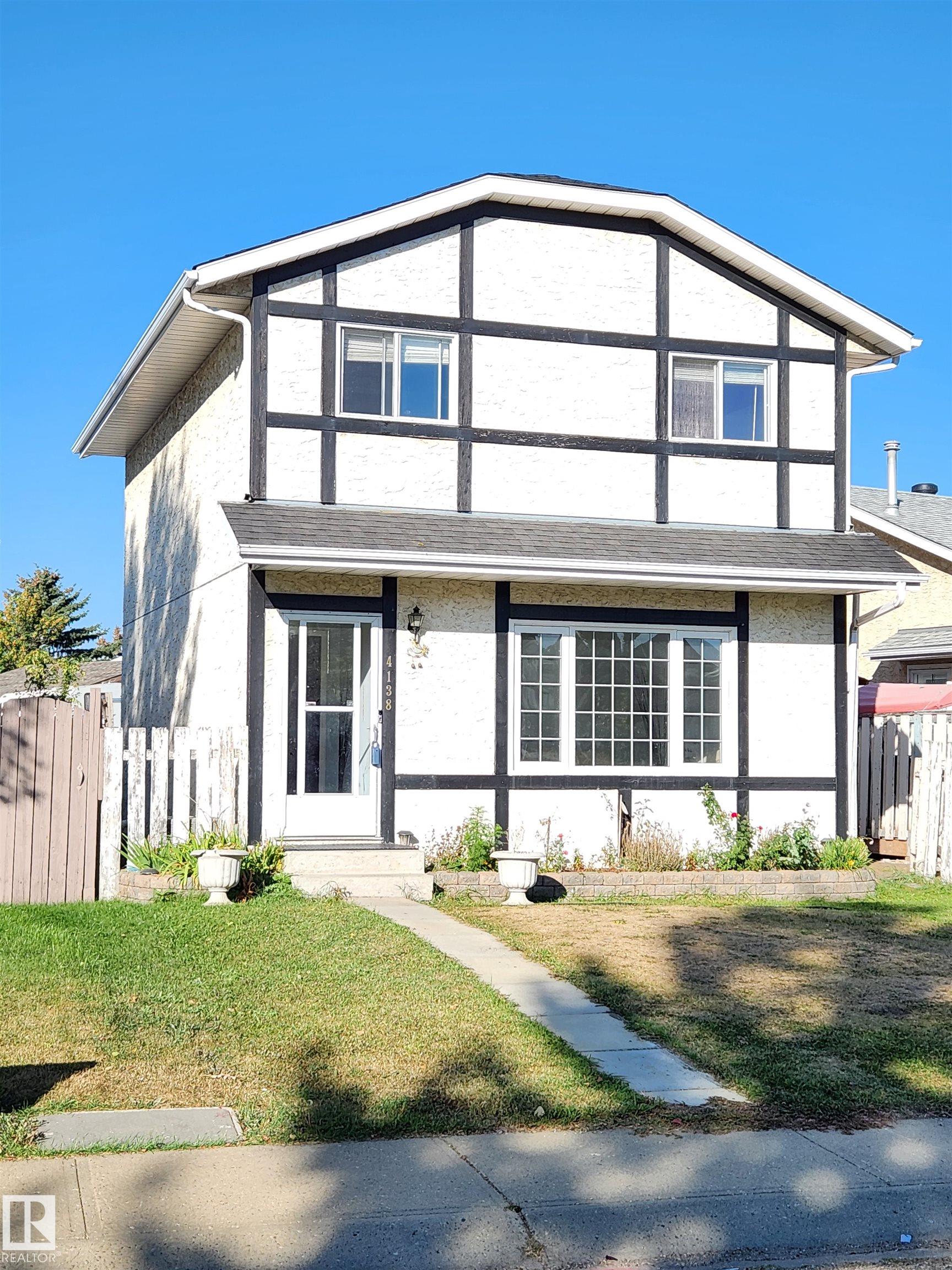 36 St Nw Unit 4138 St, Edmonton, AB T6L 5M6