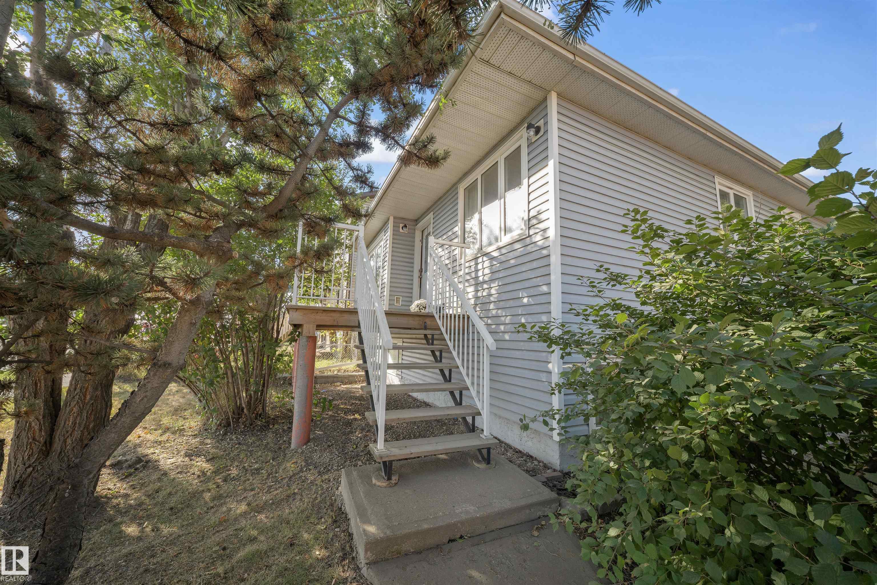 127 Av Nw Unit 11604 Ave, Edmonton, AB T5E 0C8