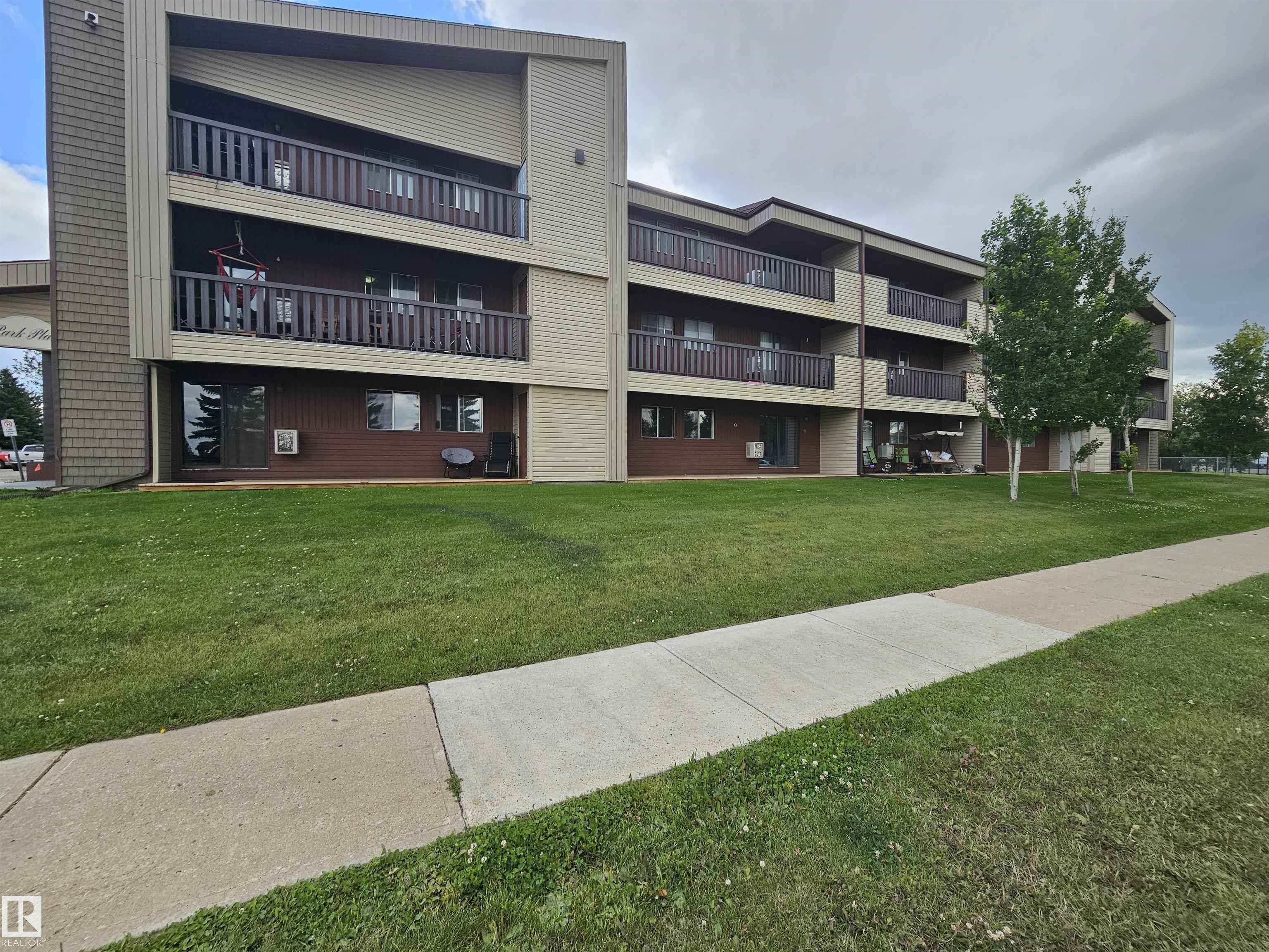 5607 31 St Unit 309 St, Lloydminster, AB T9V 2H3