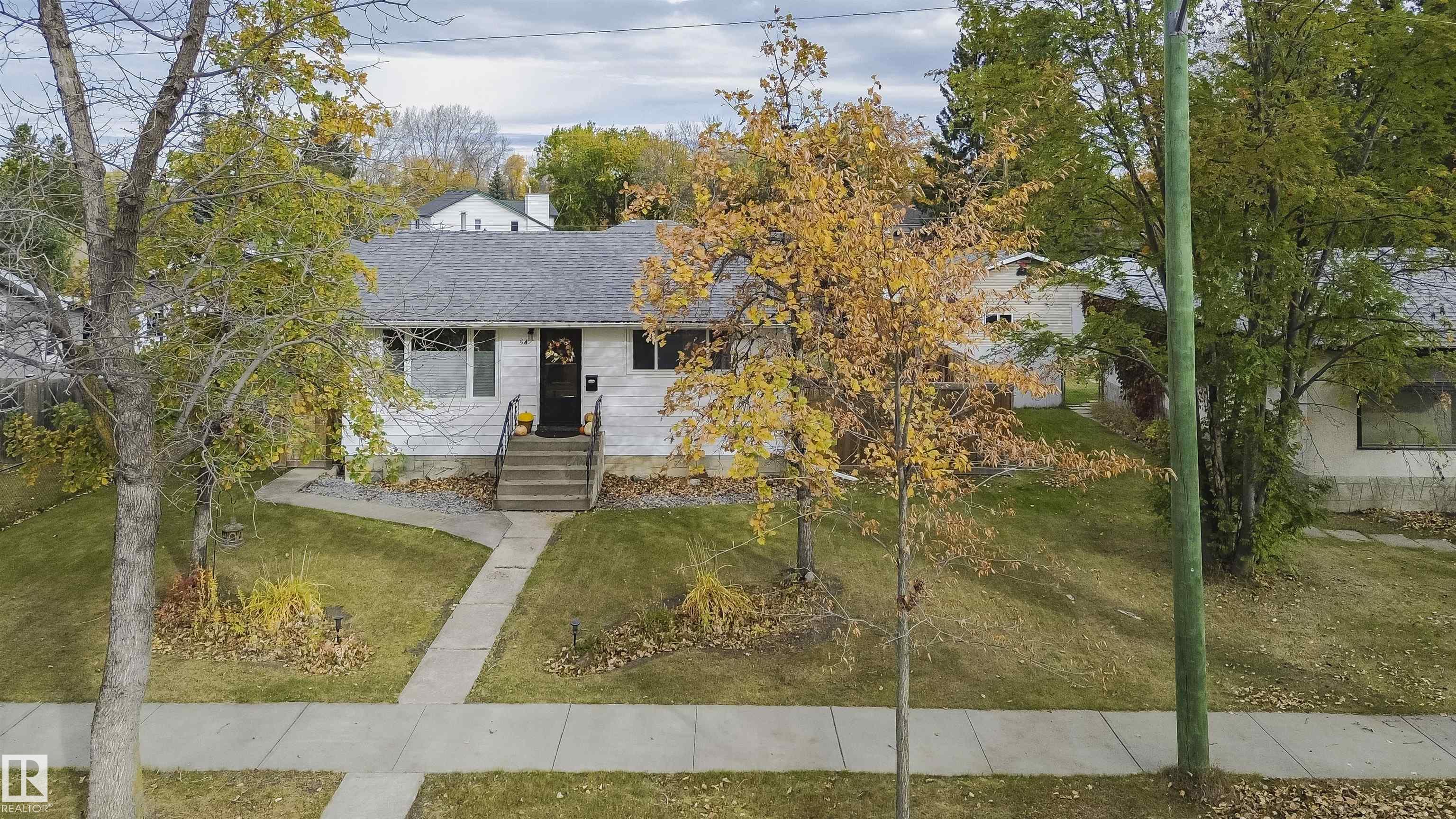 54 Saskatchewan, Devon, AB T9G 1E4