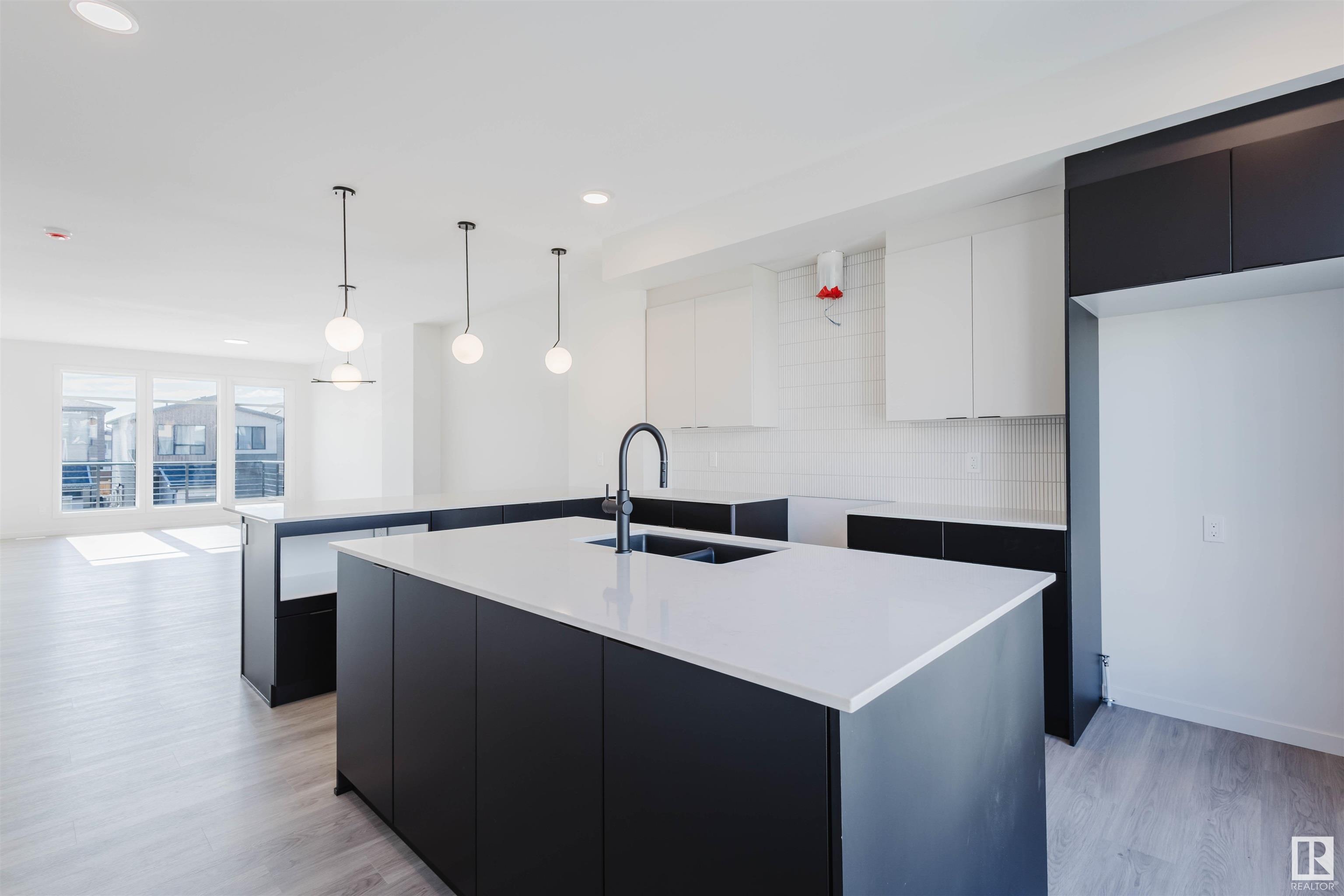 33 St Sw Unit 415 St, Edmonton, AB T6X 3C9