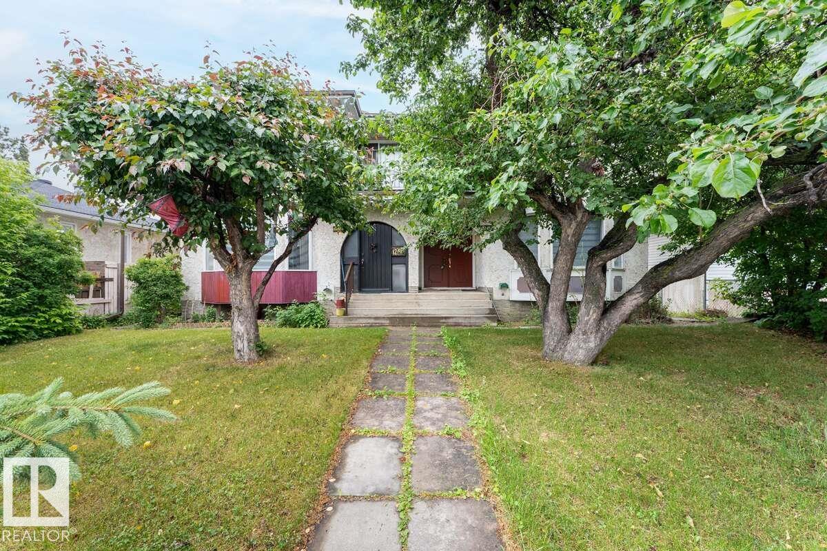 94 St Nw Unit 12411 St, Edmonton, AB T5G 1K5