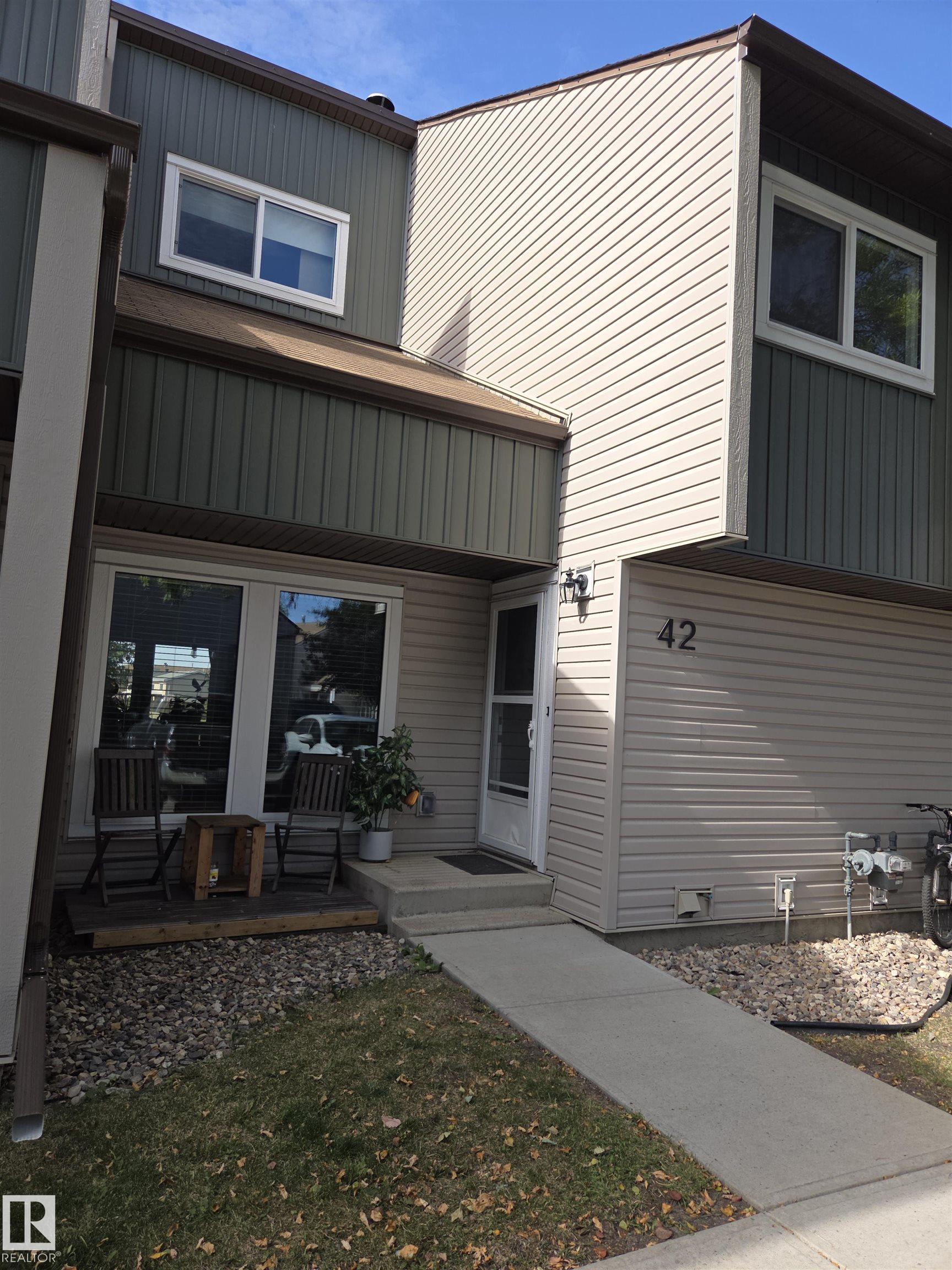2020 105 Street Northwest #unit 42, Edmonton, AB T6J 5J2