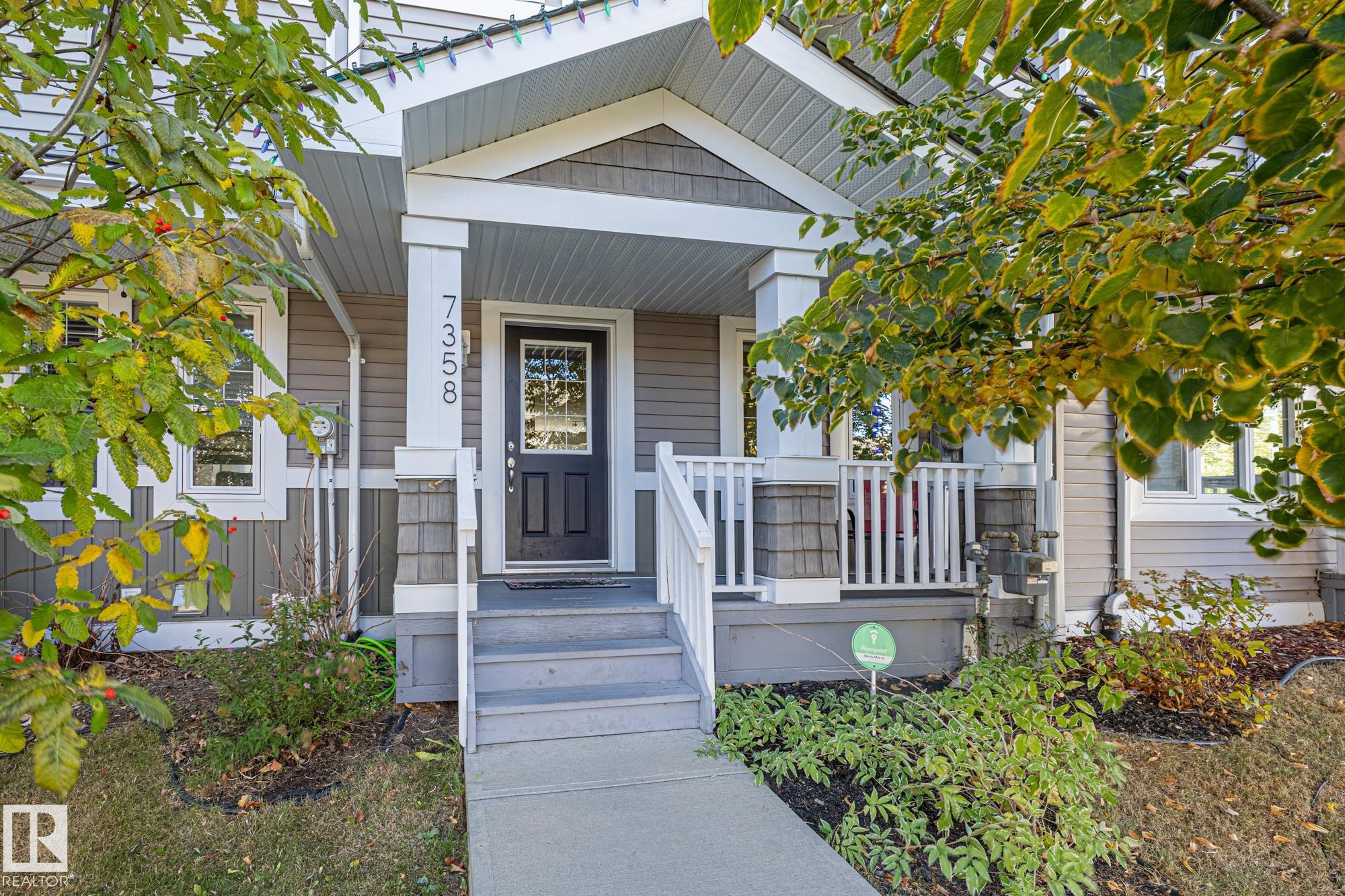 7358 Edgemont Way NW, Edmonton, AB T6M 0P8
