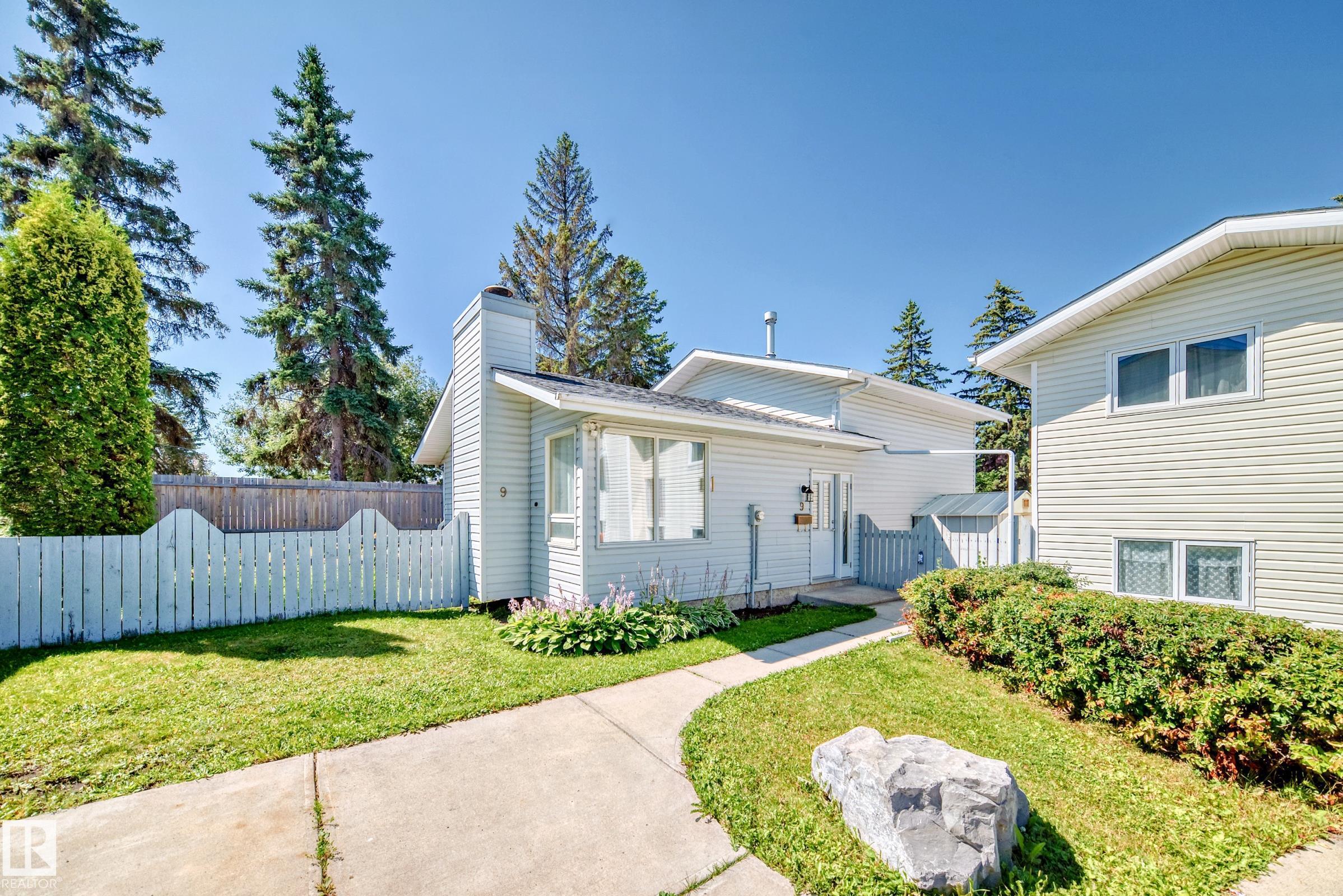 9 Wellington Cr Cres, Spruce Grove, AB T7X 1K6