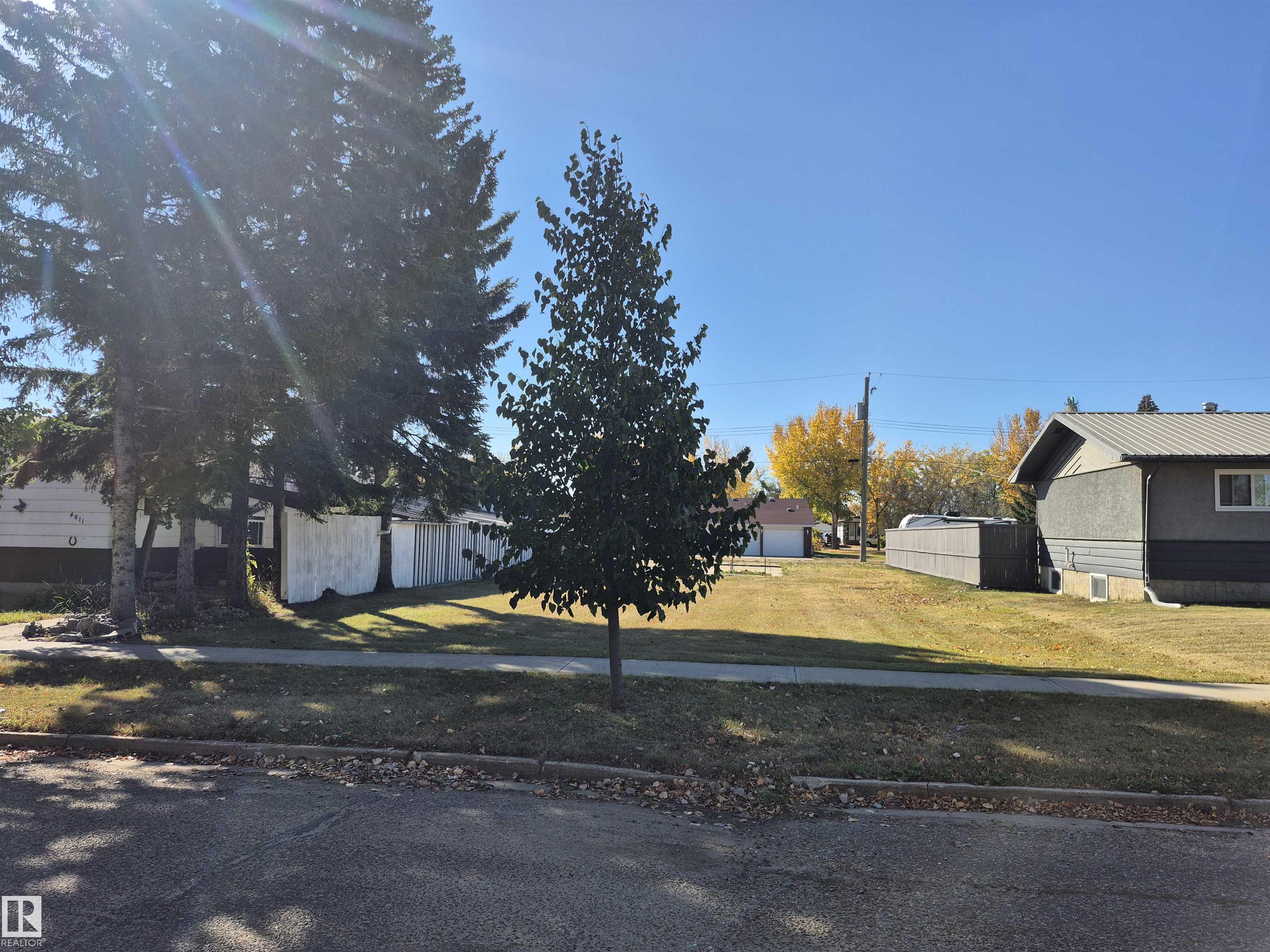 53 Av Unit 4815 Ave, Viking, AB T0B 4N0