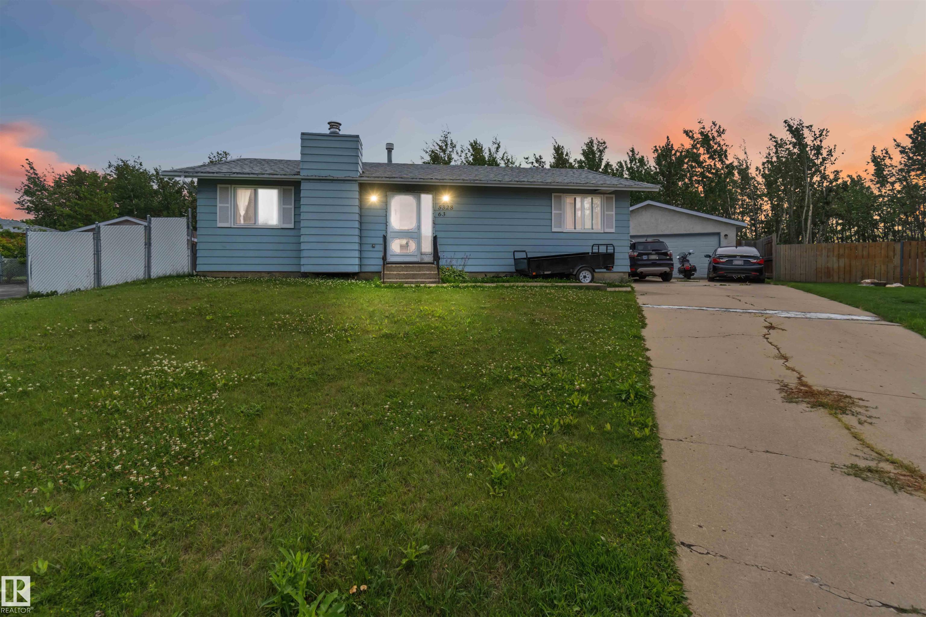 63 St Unit 5328 St, Redwater, AB T0A 2W0