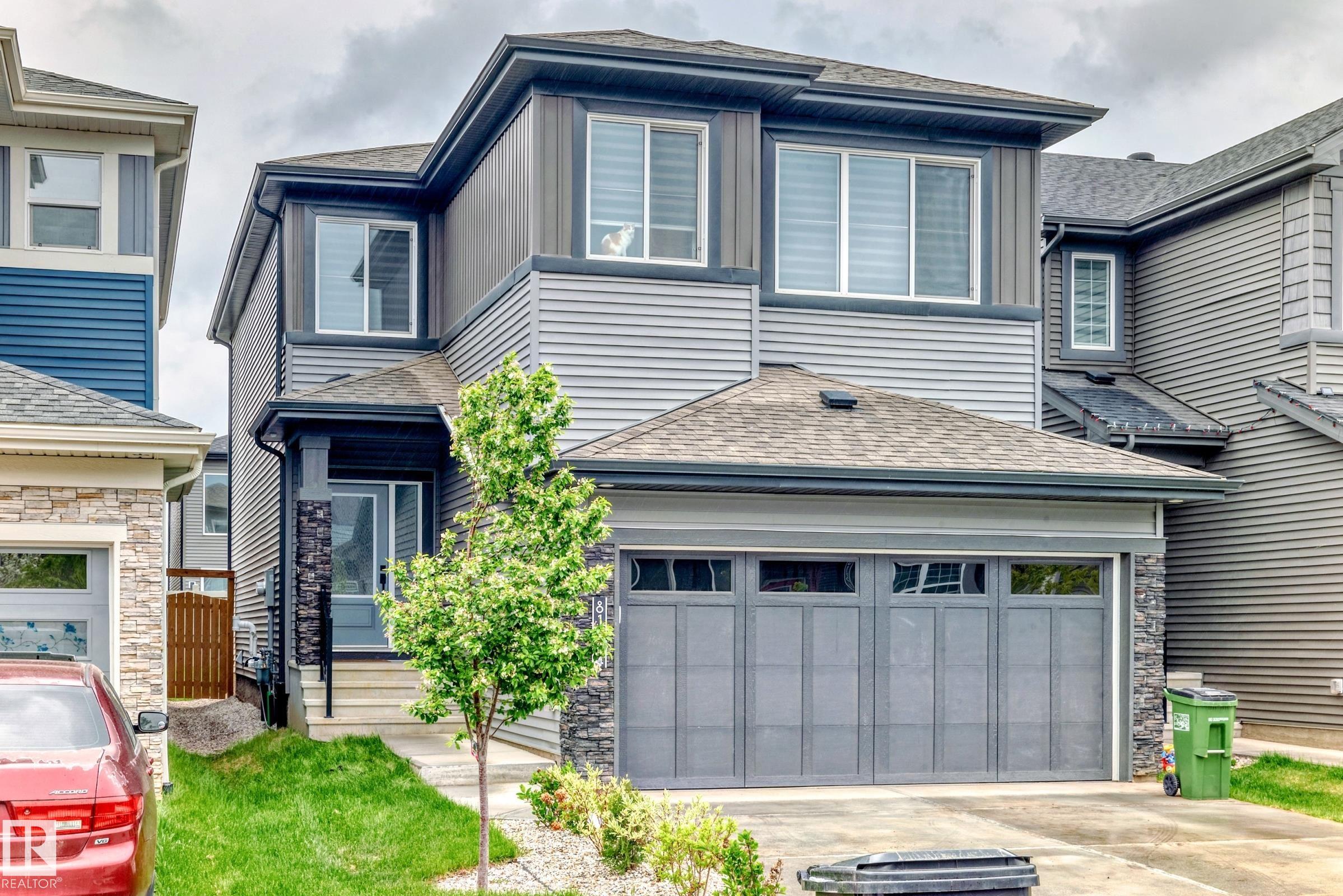 226 St Nw Unit 8154 St #a, Edmonton, AB T5T 7S7