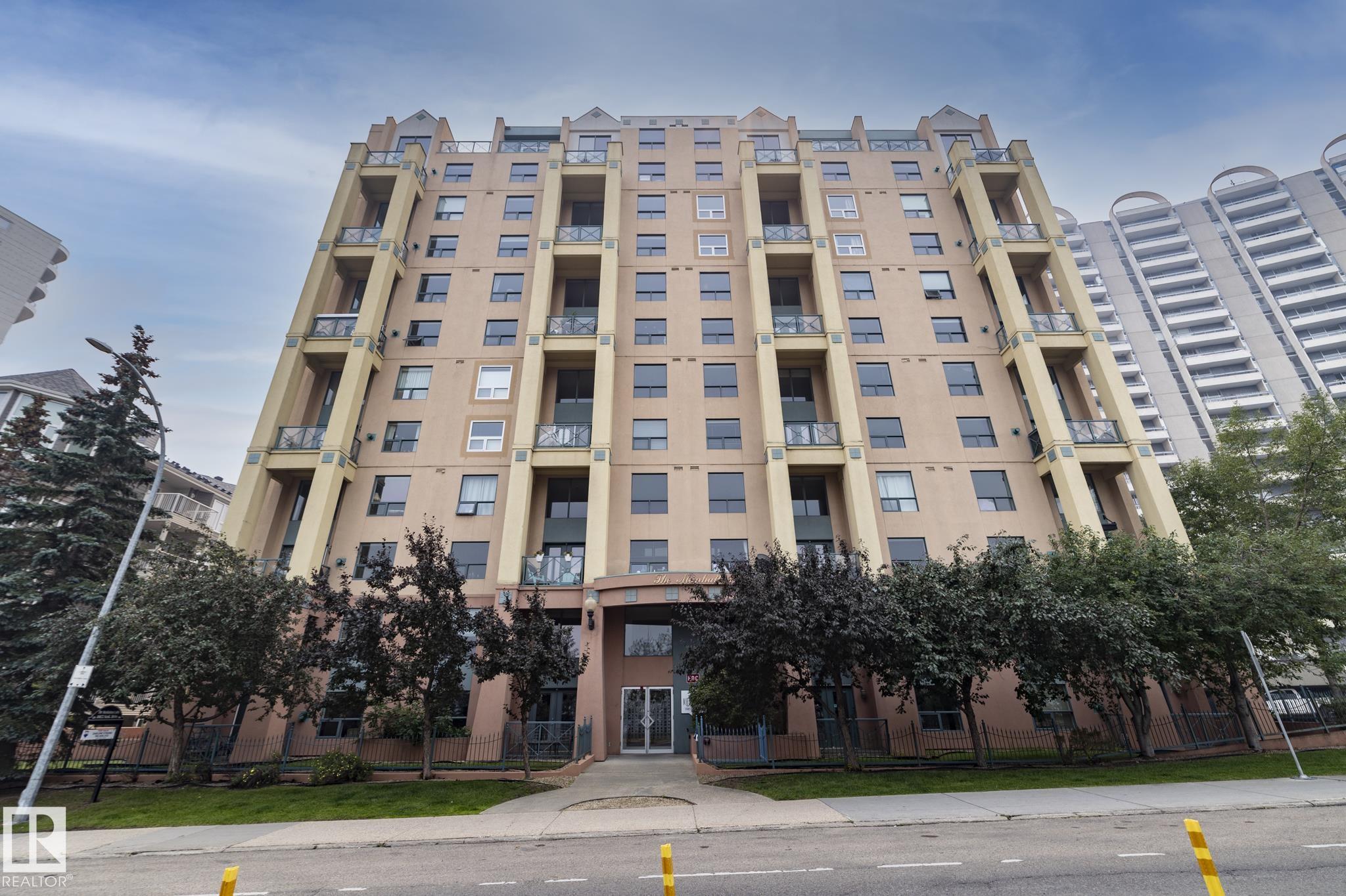 10855 Saskatchewan Drive Northwest #102, Edmonton, AB T6E 6T6