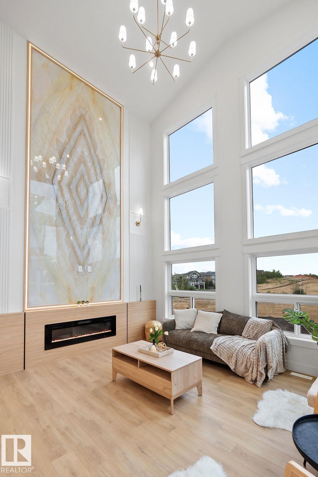 3335 Chickadee Dr NW, Edmonton, AB T5S 0V6
