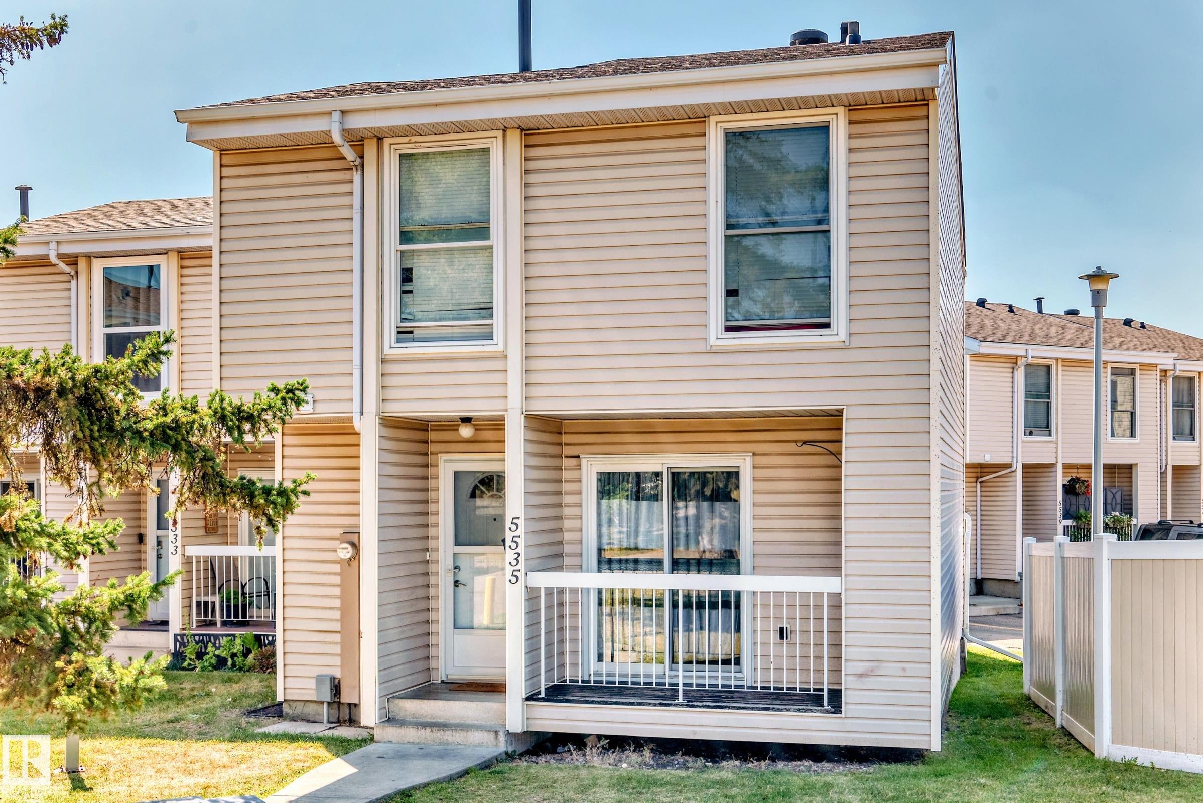 144 Av Nw Unit 5535 Ave #a, Edmonton, AB T5R 3R2