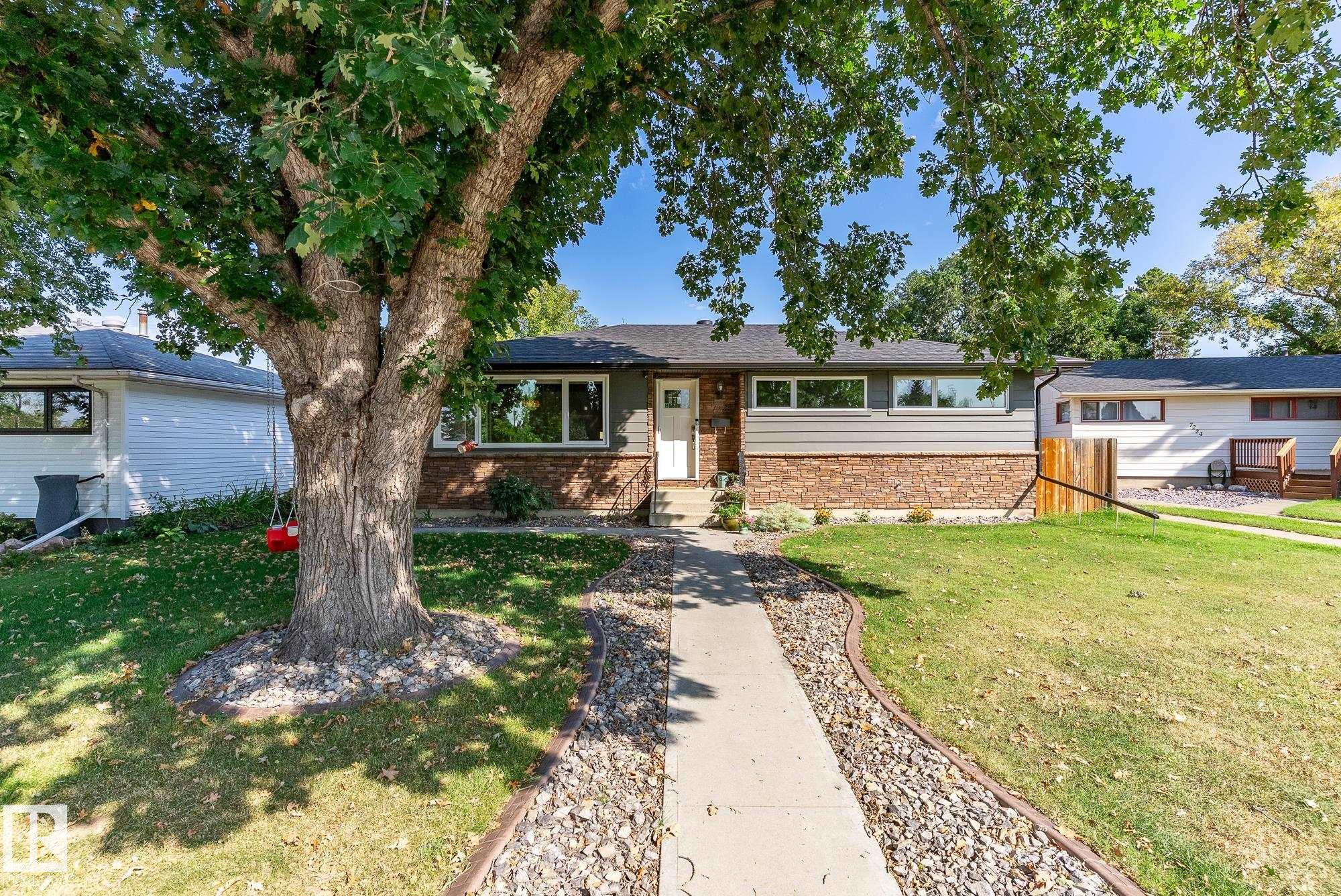 96 Av Nw Unit 7228 Ave #b, Edmonton, AB T6B 1C1
