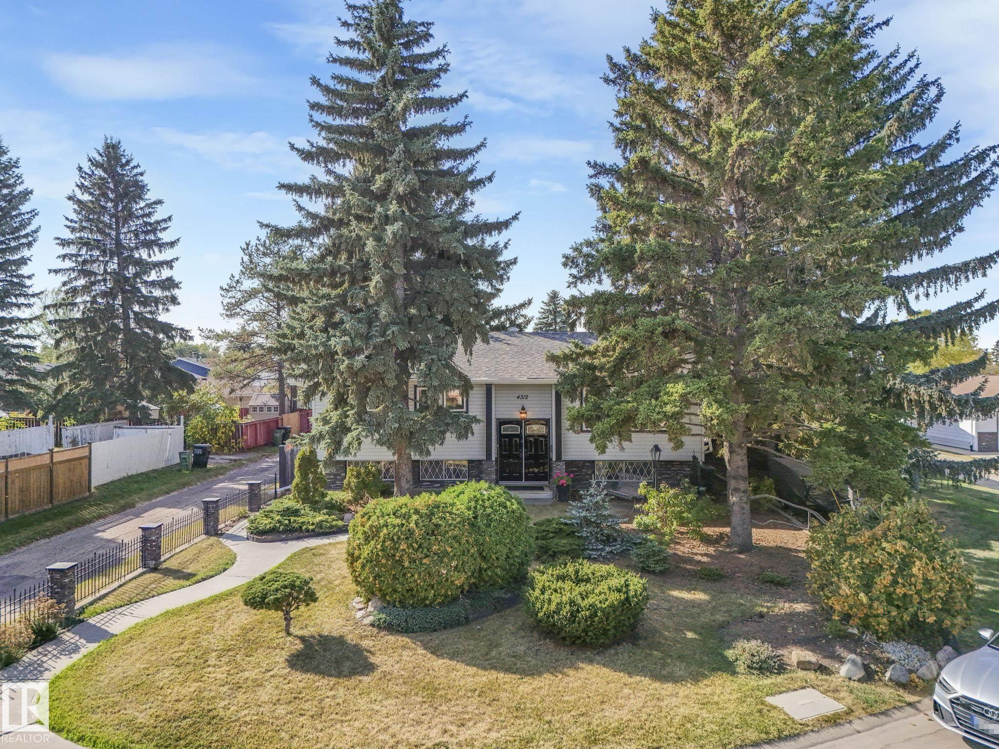 86 St Nw Unit 4312 St, Edmonton, AB T6K 1A8