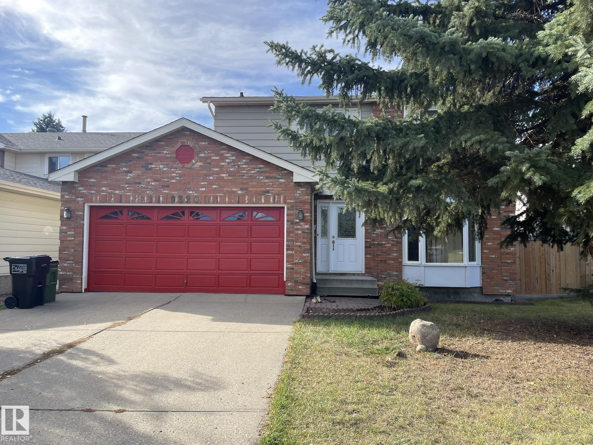 175 St Nw Unit 9320 St, Edmonton, AB T5T 3E2