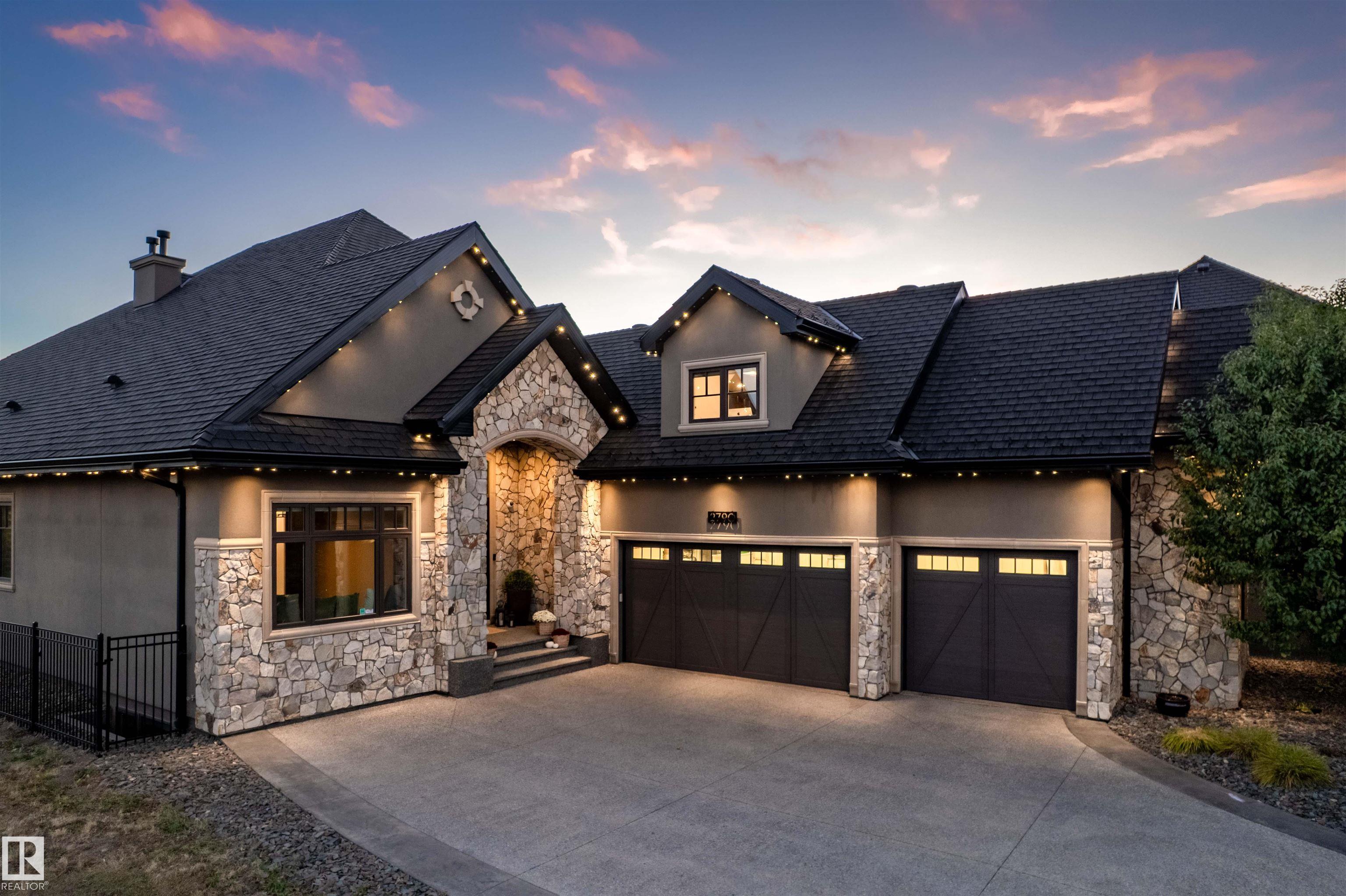 2790 Wheaton Dr NW, Edmonton, AB T6W 2M6