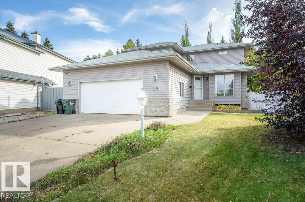 19 Hanover Ba Bay, Sherwood Park, AB T8A 5R5