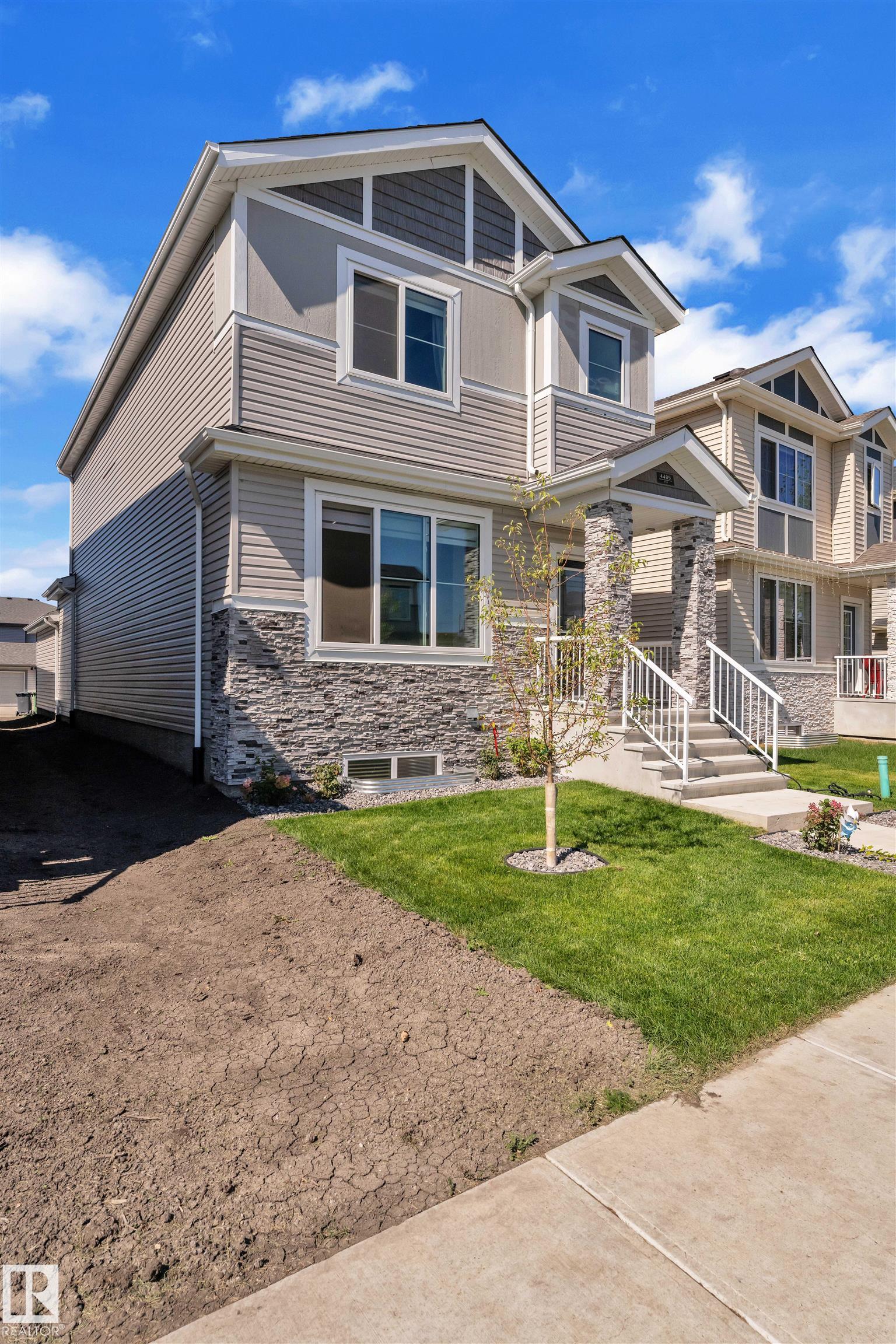 37 St Unit 4409 St, Beaumont, AB T4X 3A7