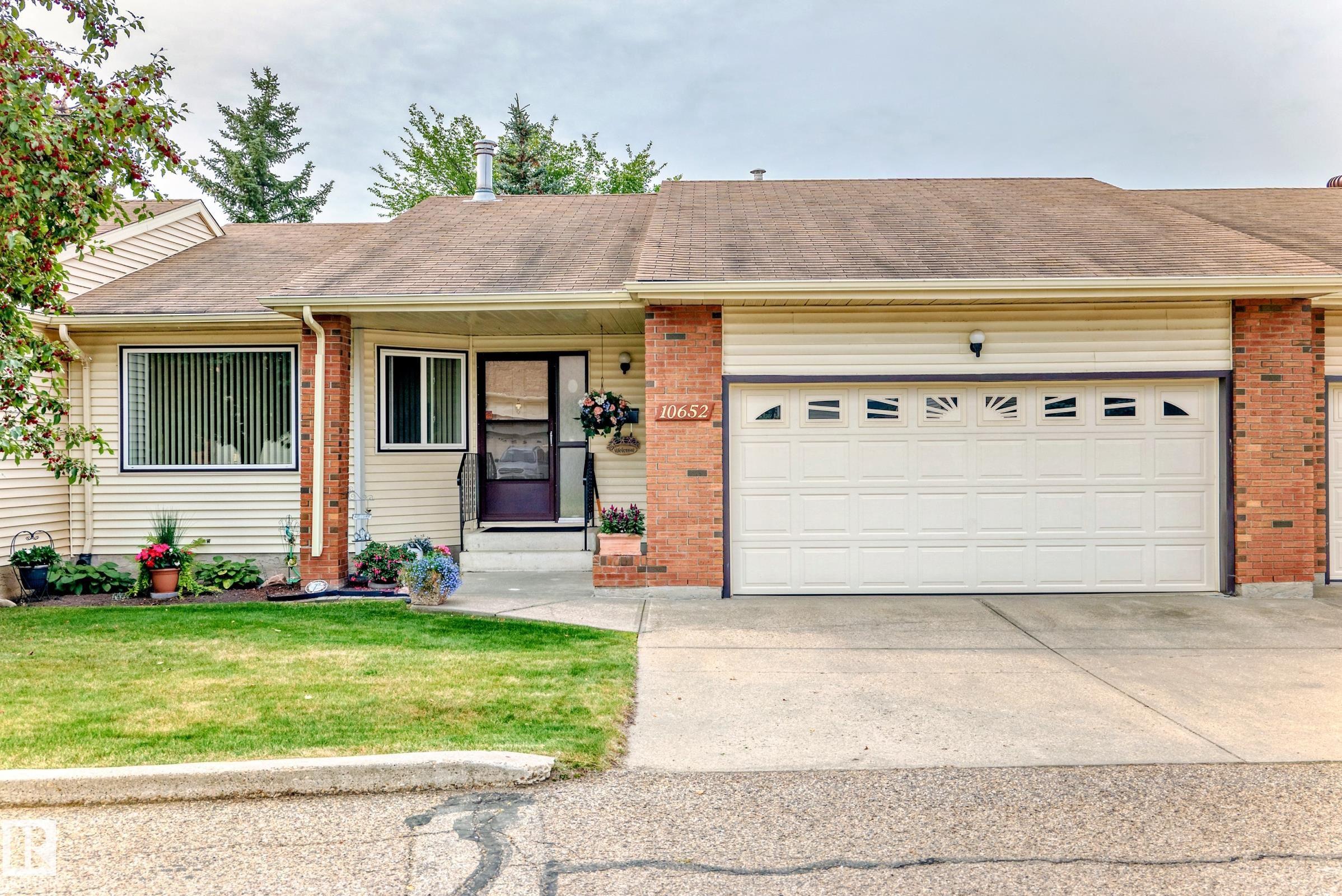 153 Av Nw Unit 10652 Ave, Edmonton, AB T5X 5R8