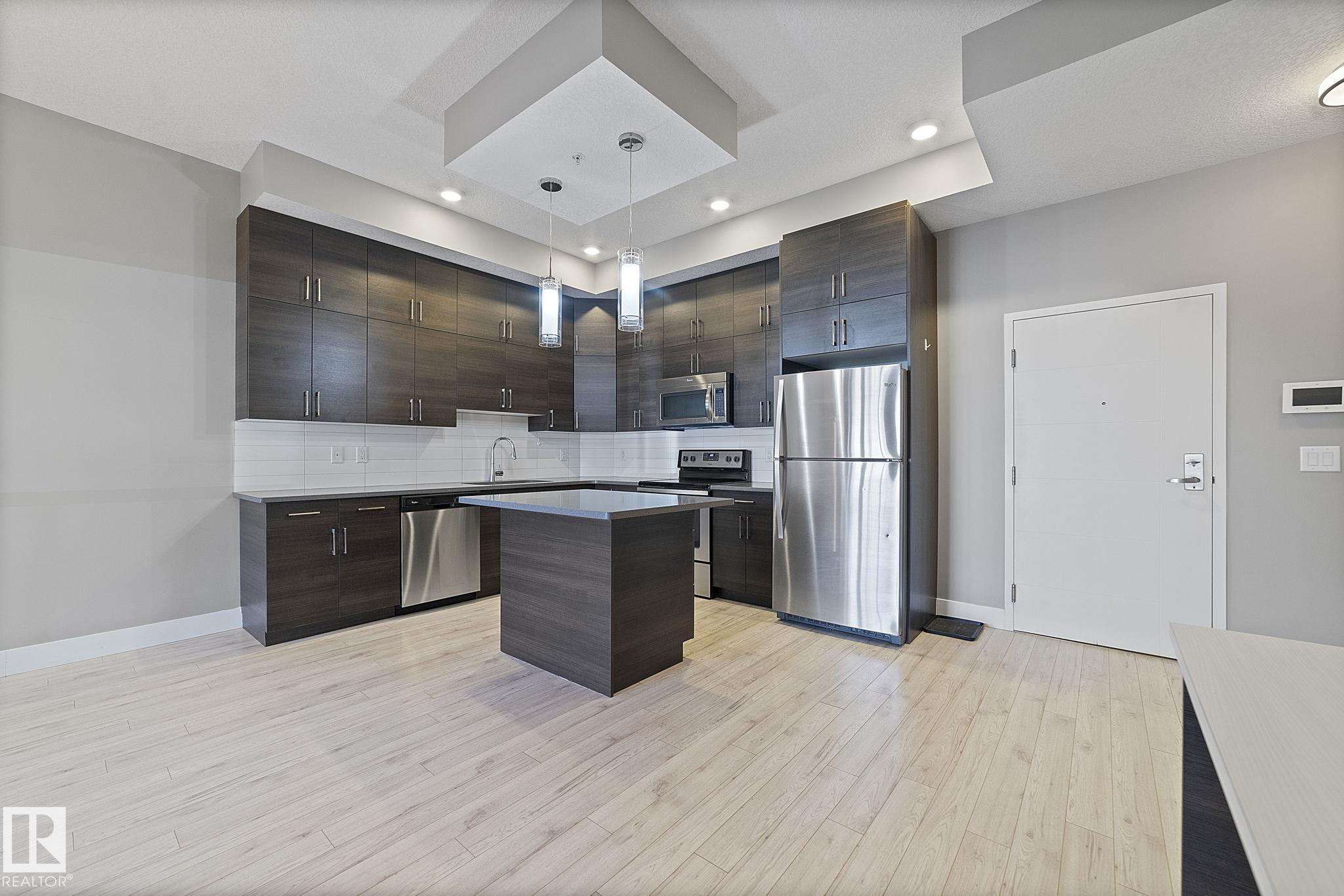 10006 83 Avenue Northwest #105, Edmonton, AB T6E 2C2