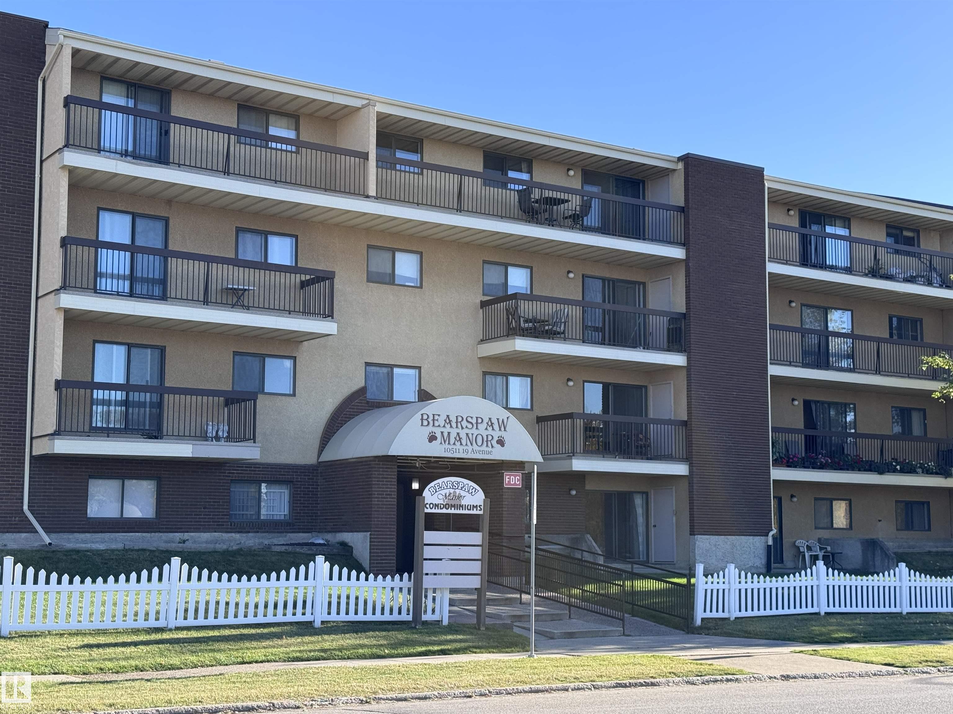 10511 19 Ave Nw #103 Ave, Edmonton, AB T6T 5S8