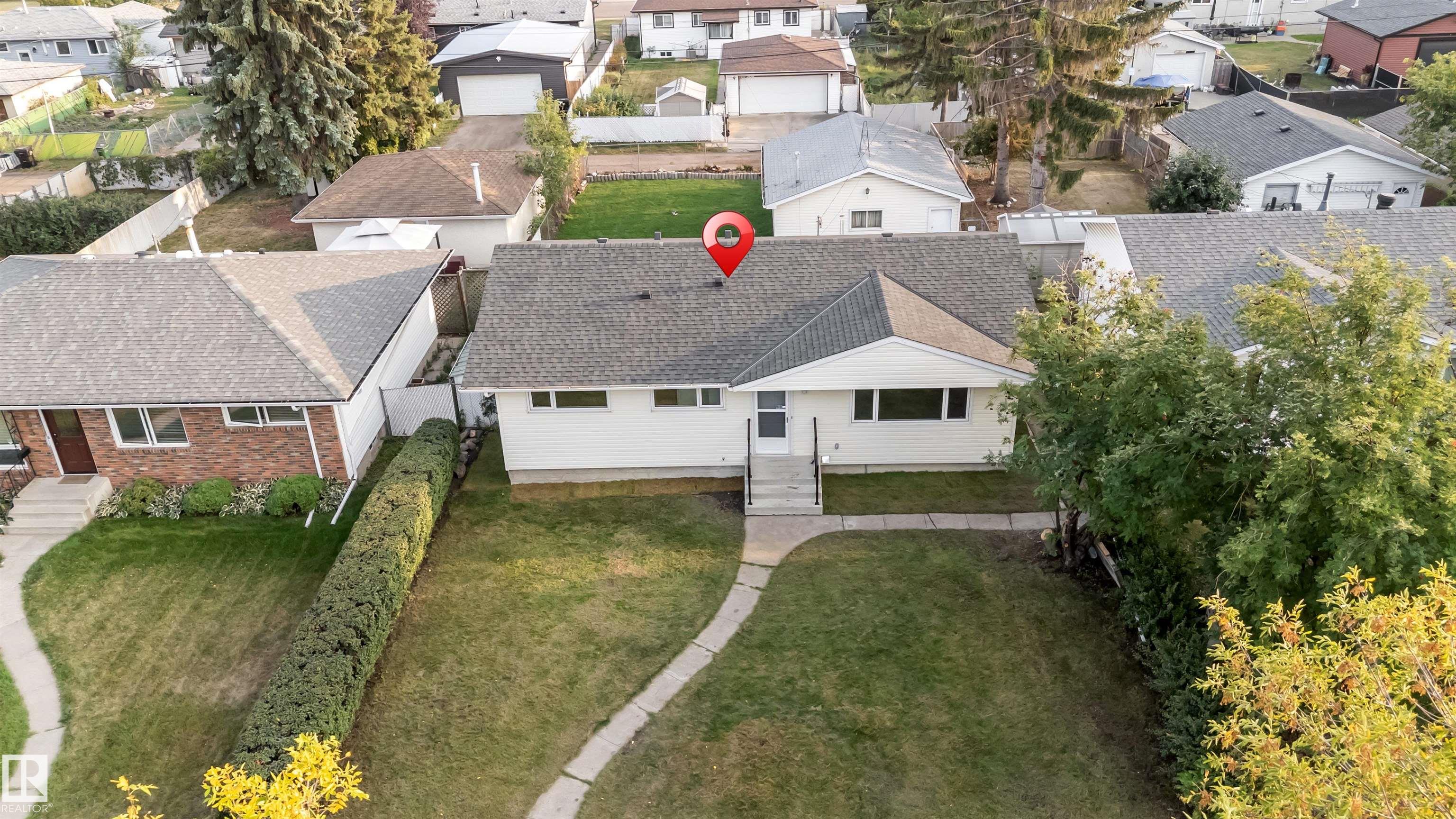 137 Av Nw Unit 5907 Ave, Edmonton, AB T5A 0P1