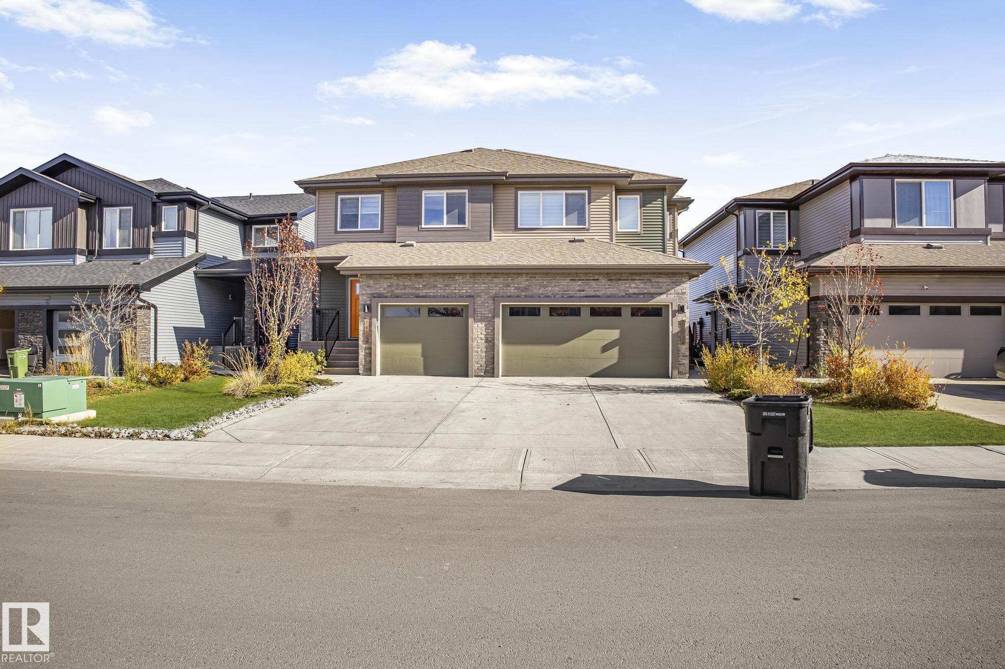 7615 Koruluk Pl SW, Edmonton, AB T6W 4R7