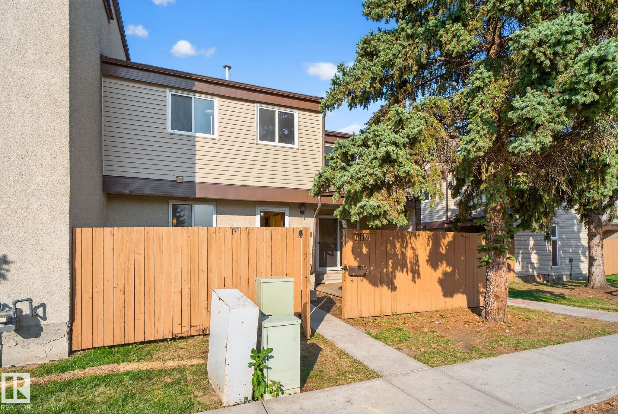 178 St Nw Unit 7114 St, Edmonton, AB T5T 3E9