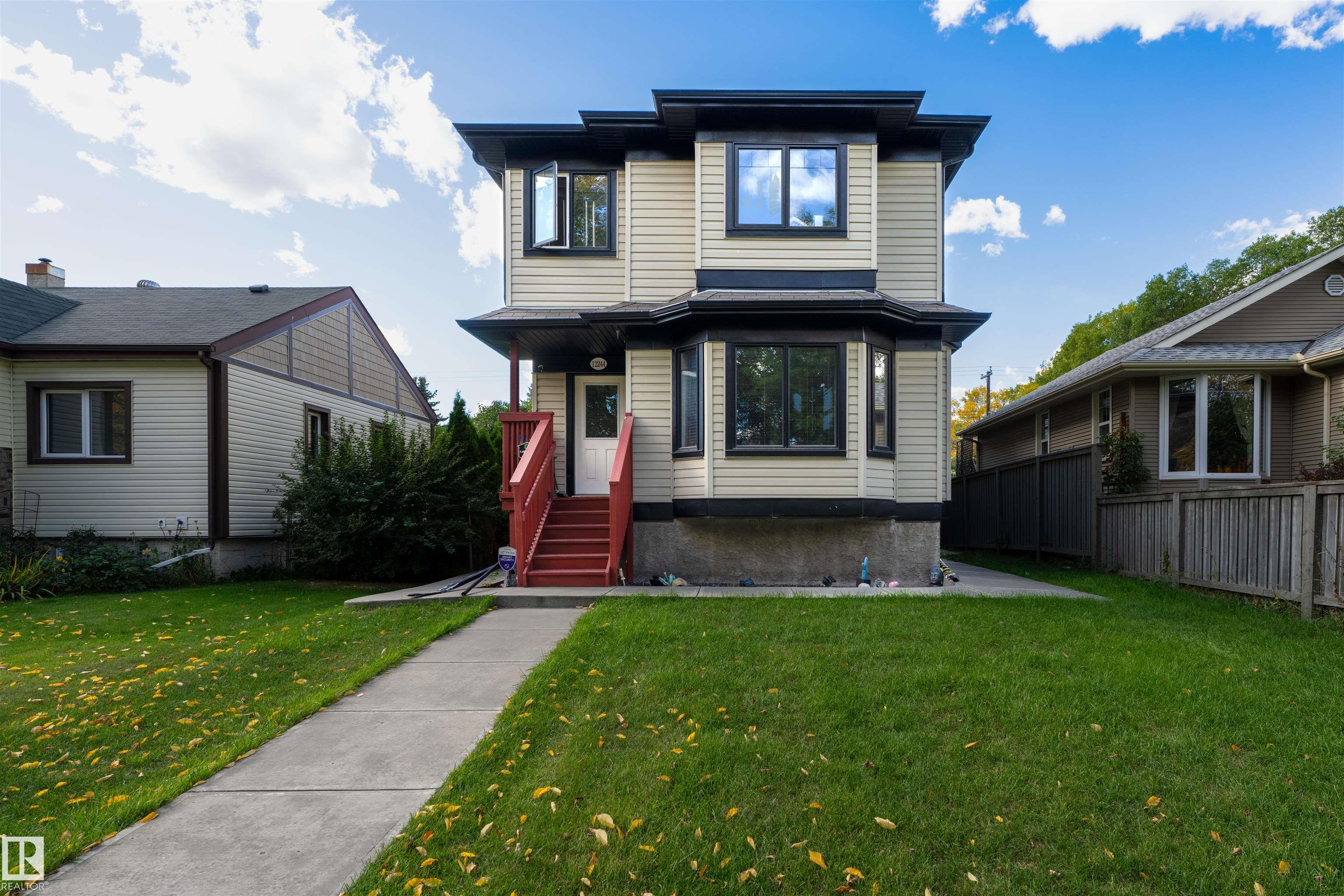 103 St Nw Unit 12246 St, Edmonton, AB T5G 2K1