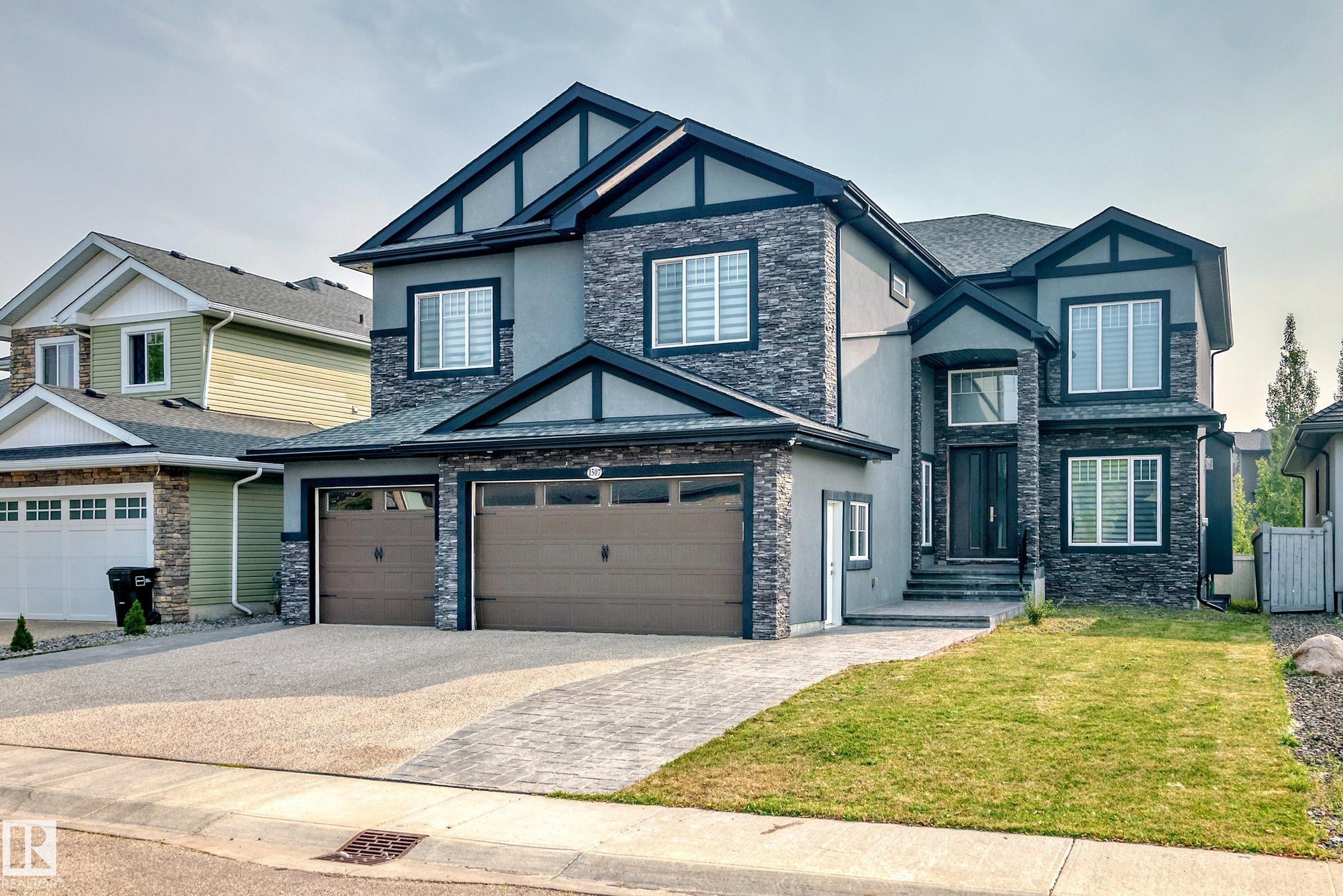 1507 Adamson Vw SW, Edmonton, AB T6W 0V4