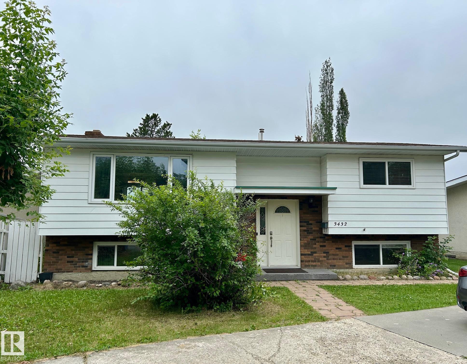 81 St Nw Unit 3432 St, Edmonton, AB T6K 0G4