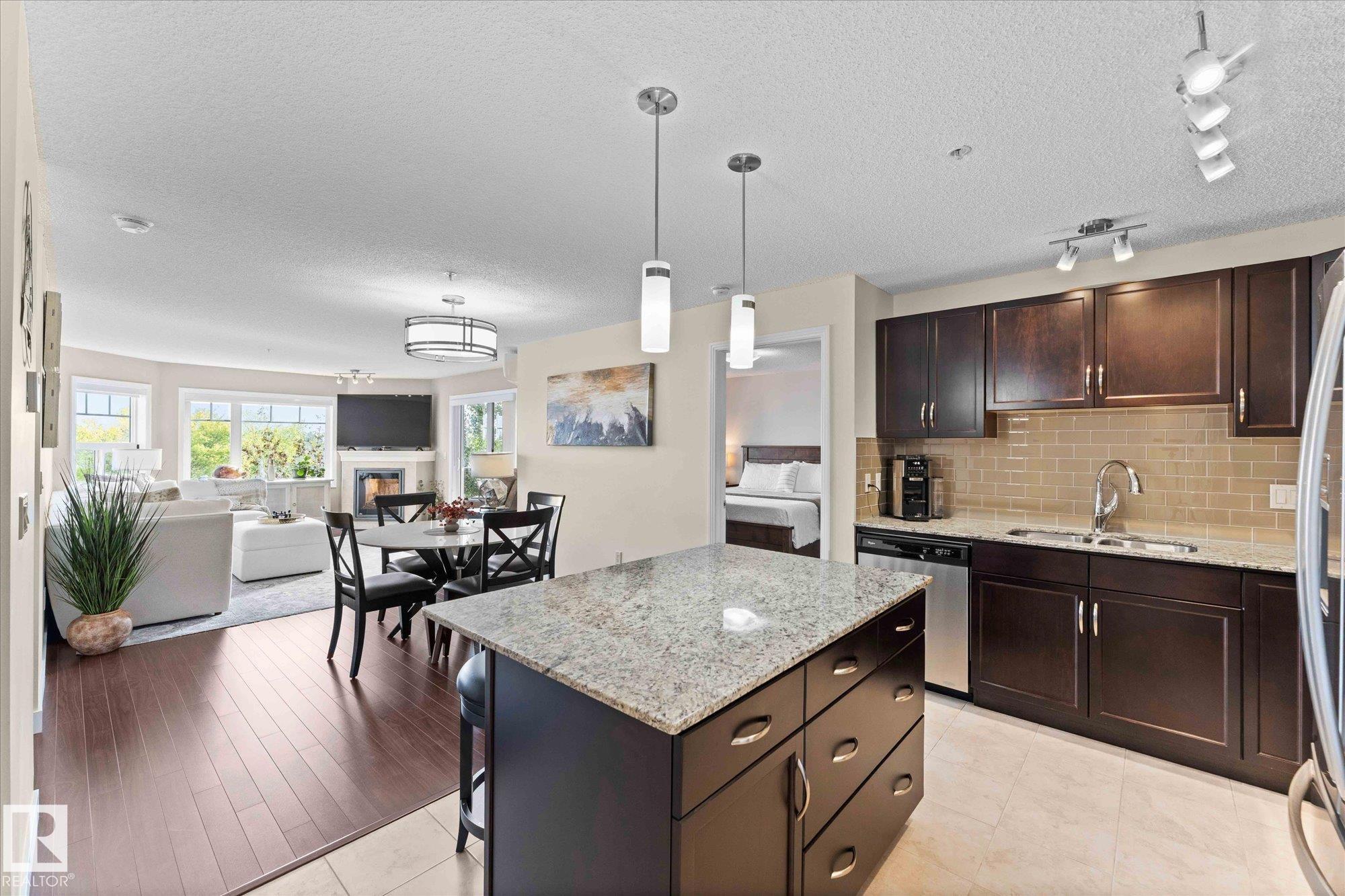 2045 Grantham Court Northwest #320, Edmonton, AB T5T 3X6
